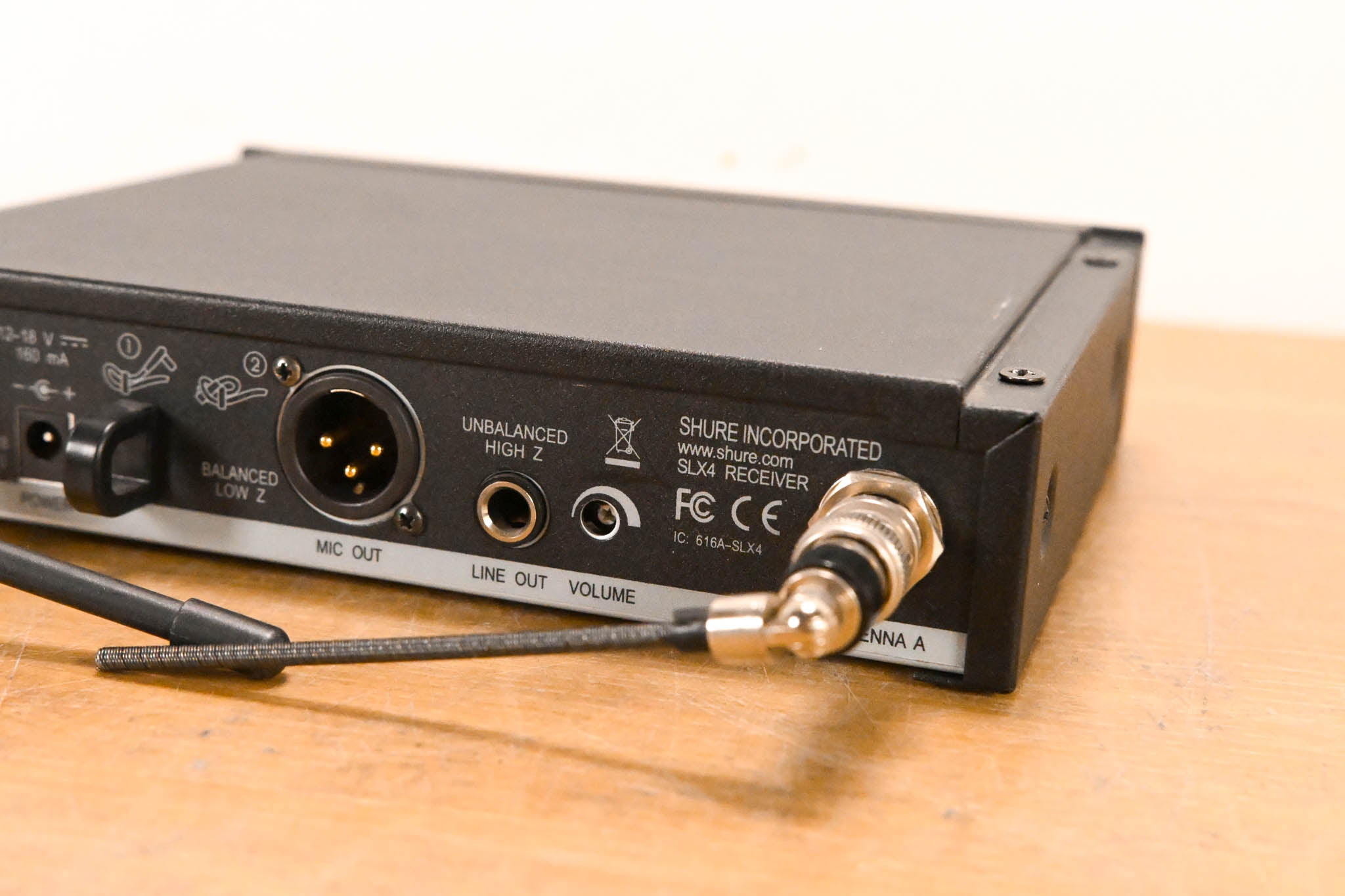 Shure SLX14-H5 Wireless Bodypack System - 518-542 MHz (NO POWER SUPPLY)