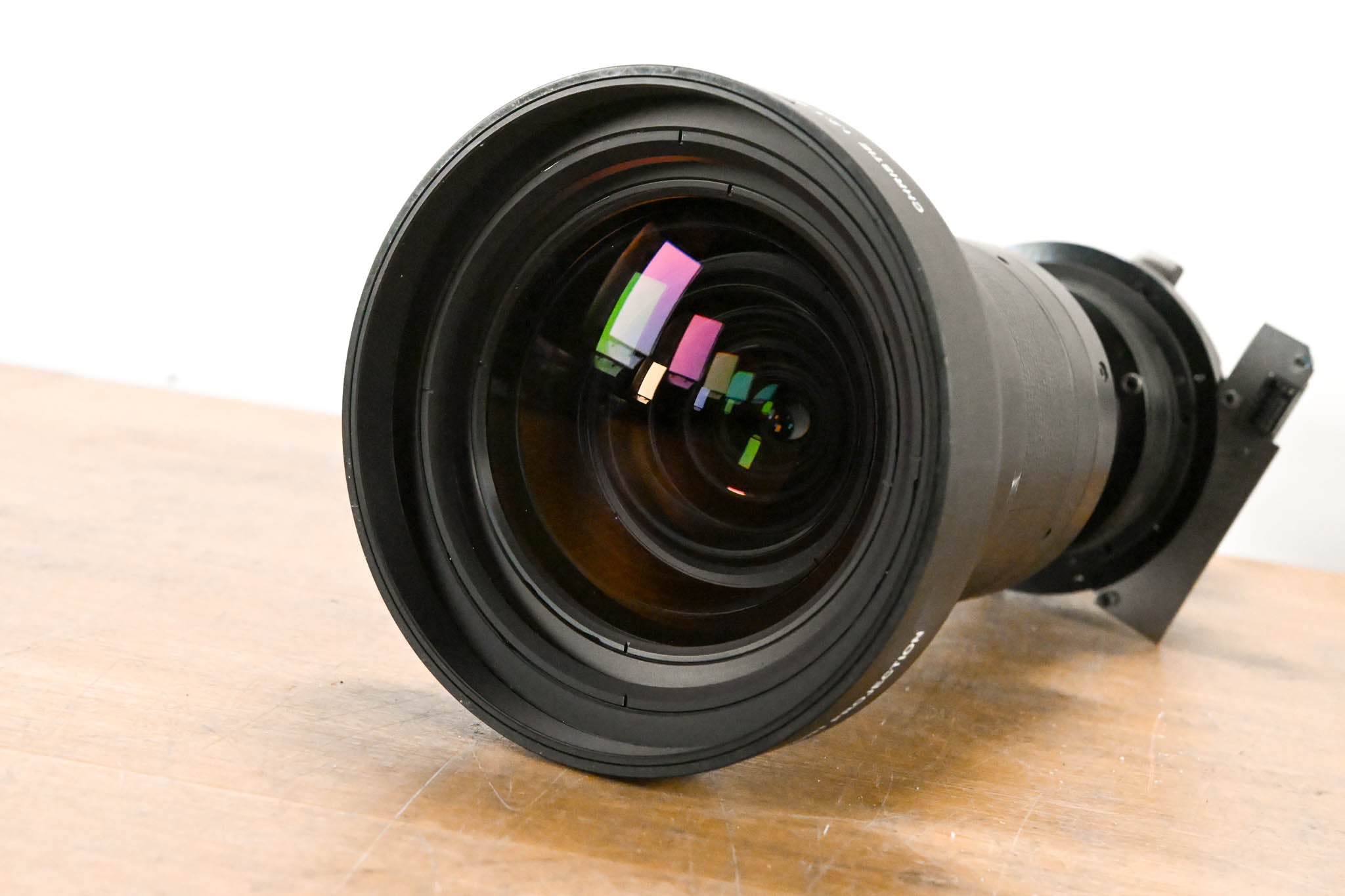 Christie 1.2:1 0.95 SXGA+ / 1.1:1 0.95 HD Front Projection Zoom Lens