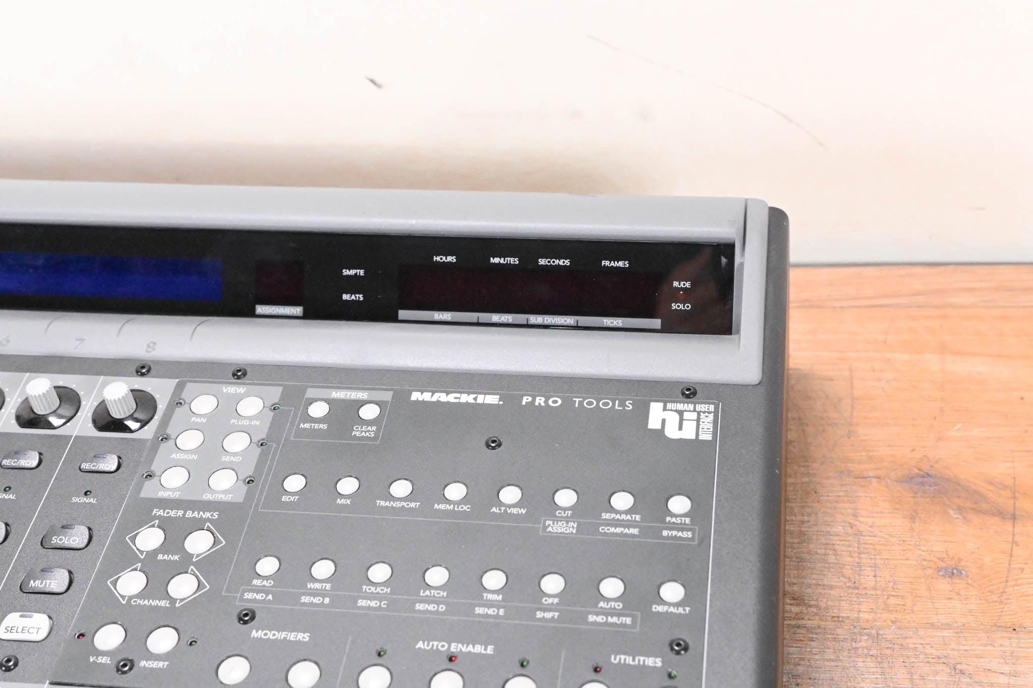 Mackie Control 8-Channel Master Control Surface