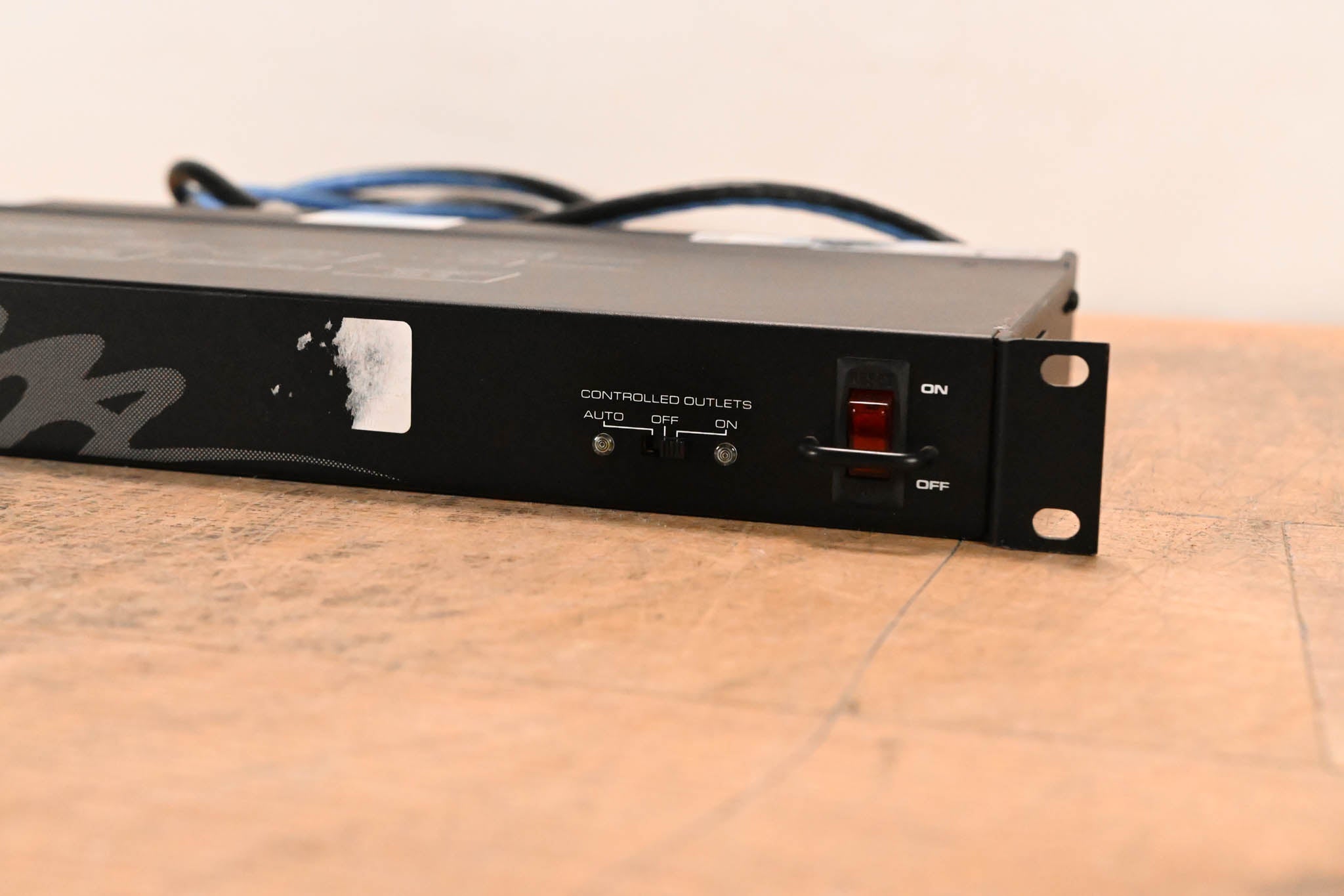 Middle Atlantic PDC-915R-6 15A Rackmount Power Strip with 9 Outlets