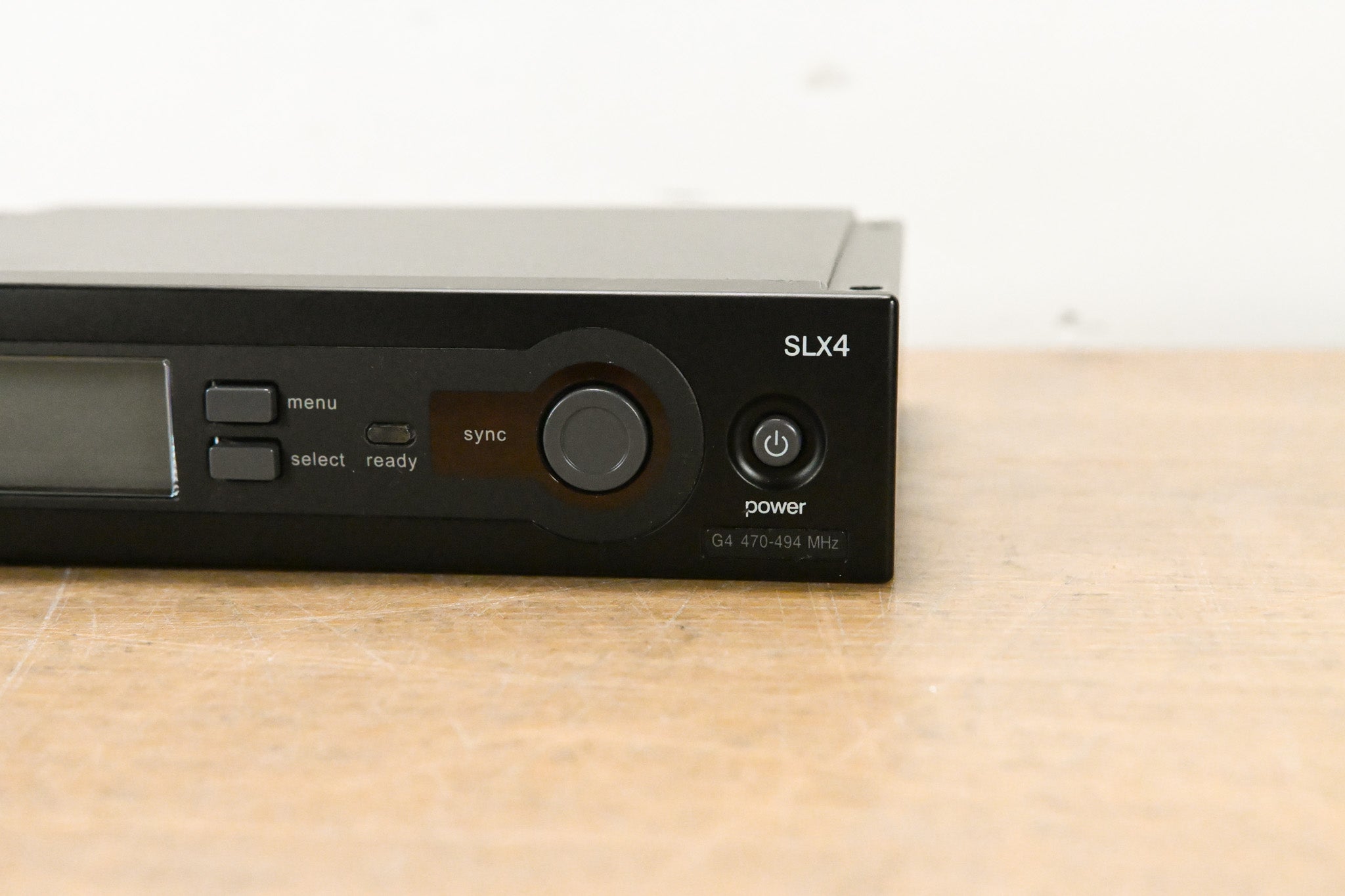 Shure SLX4 Wireless Receiver - G4 Band: 470-494 MHz (NO POWER SUPPLY)