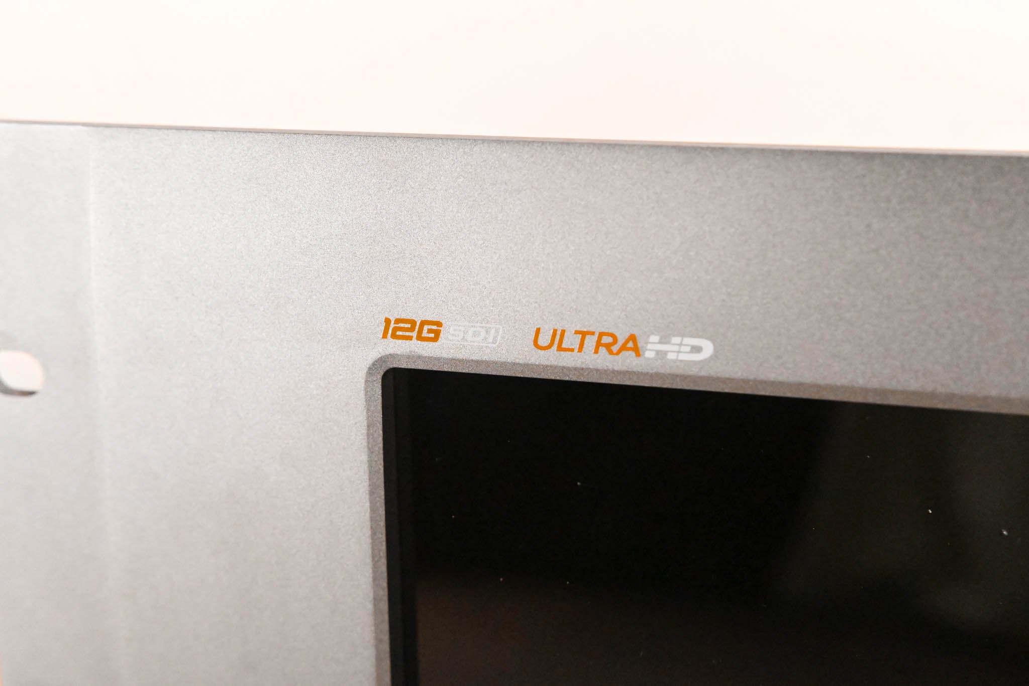 Blackmagic Design SmartView 4K 15.6" UltraHD Broadcast Monitor