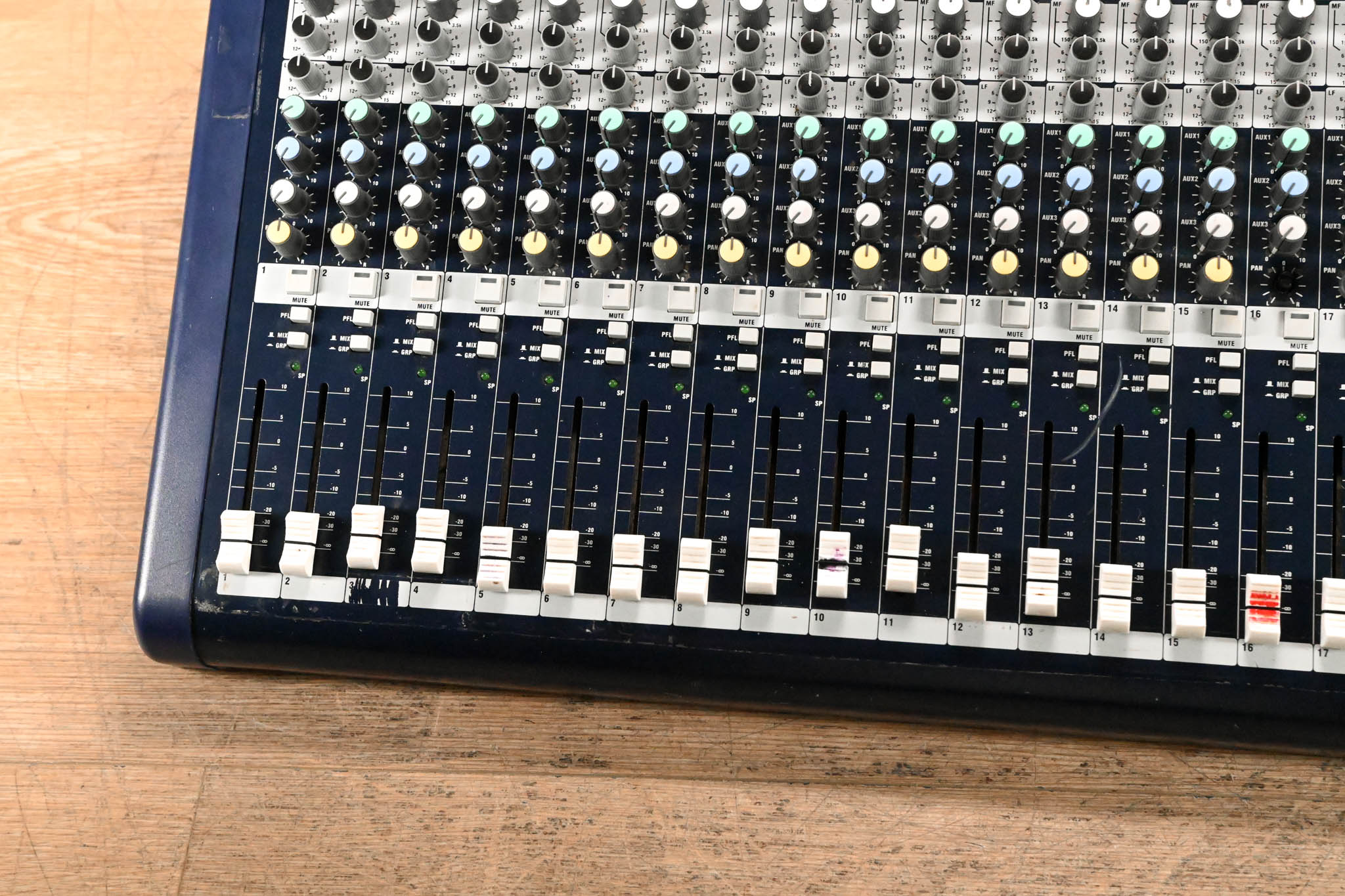 Soundcraft MPM 20/2 Multipurpose Mixing Console