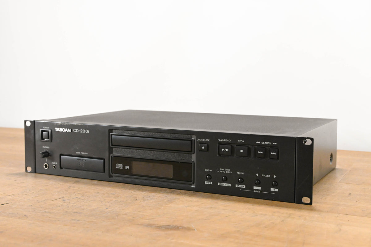 TASCAM CD-200i Rackmountable CD Player with iPod Dock