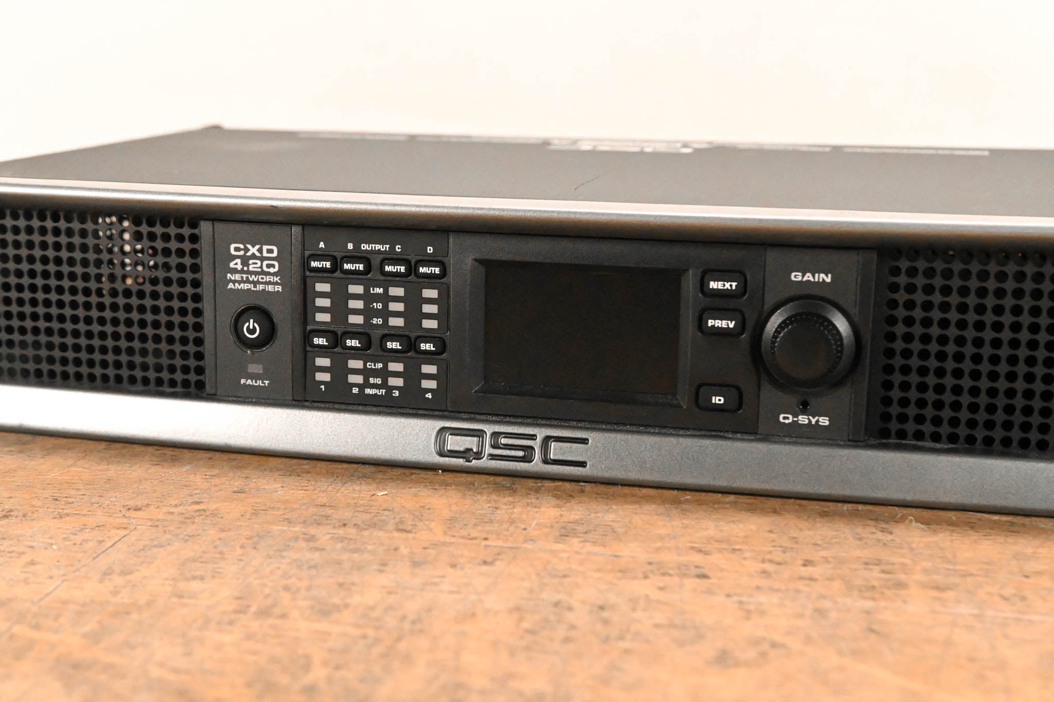 QSC CXD4.2Q 4-Channel, 2000W Network Amplifier