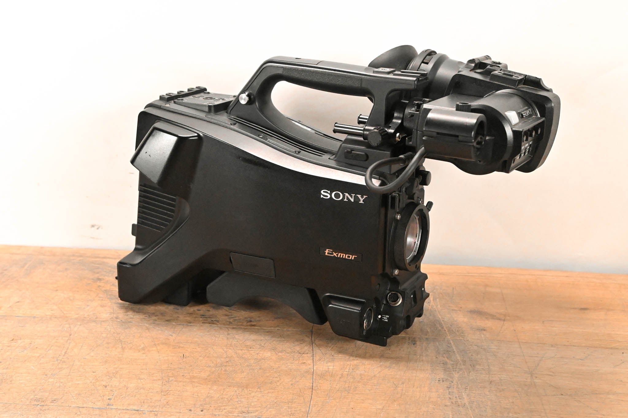 Sony HXC-FB80 Full HD Studio Camera Body