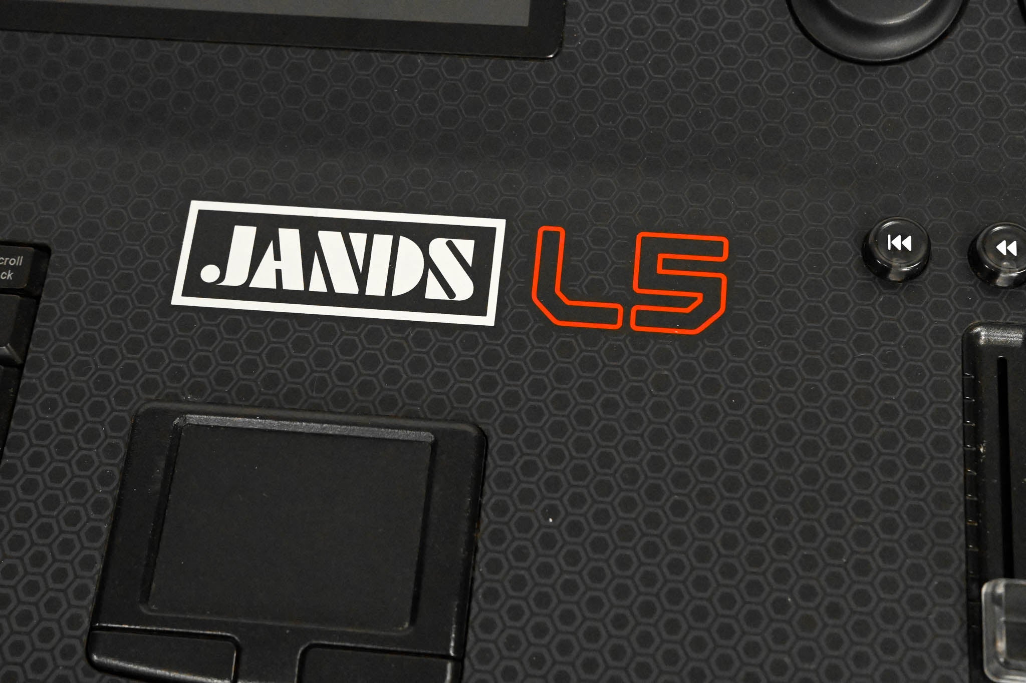 Jands Vista L5 Lighting Control Console with 16-Universe Internal Dongle