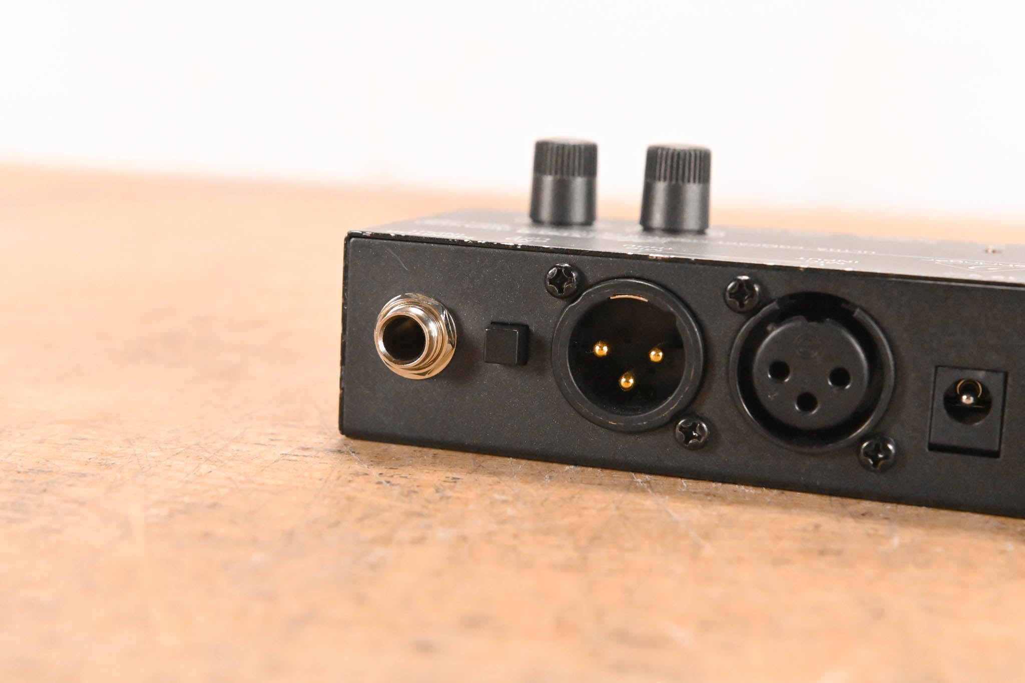 Behringer MicroMON MA400 Monitor Headphone Amplifier (NO POWER SUPPLY)