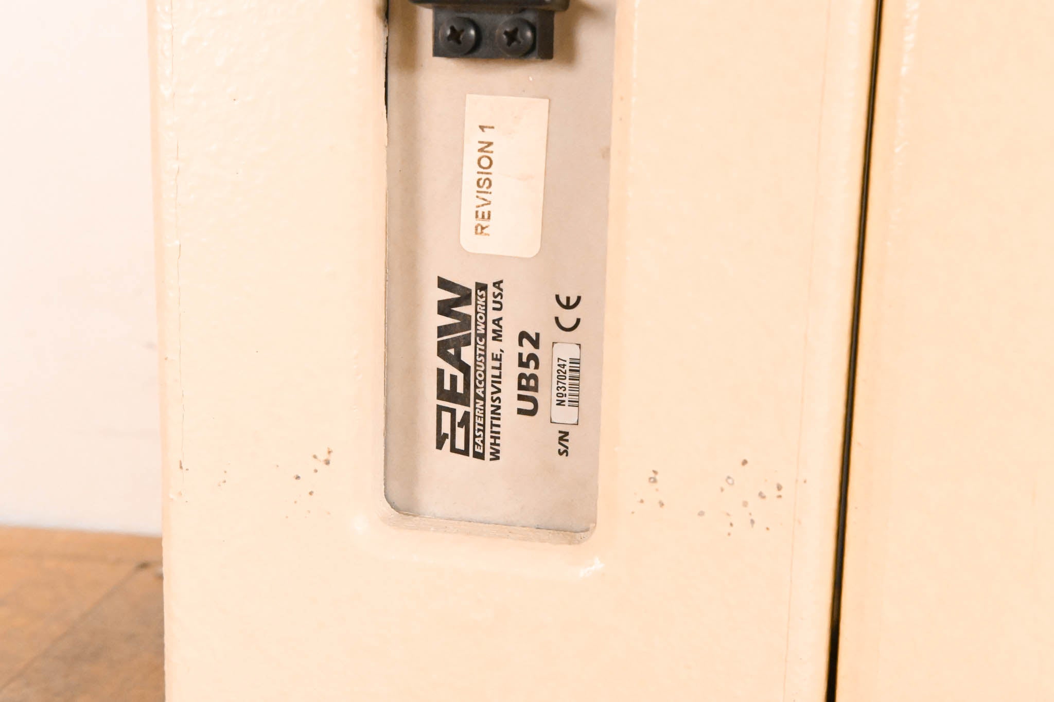 EAW UB52 Two-Way Full-Range Loudspeaker - White (PAIR)