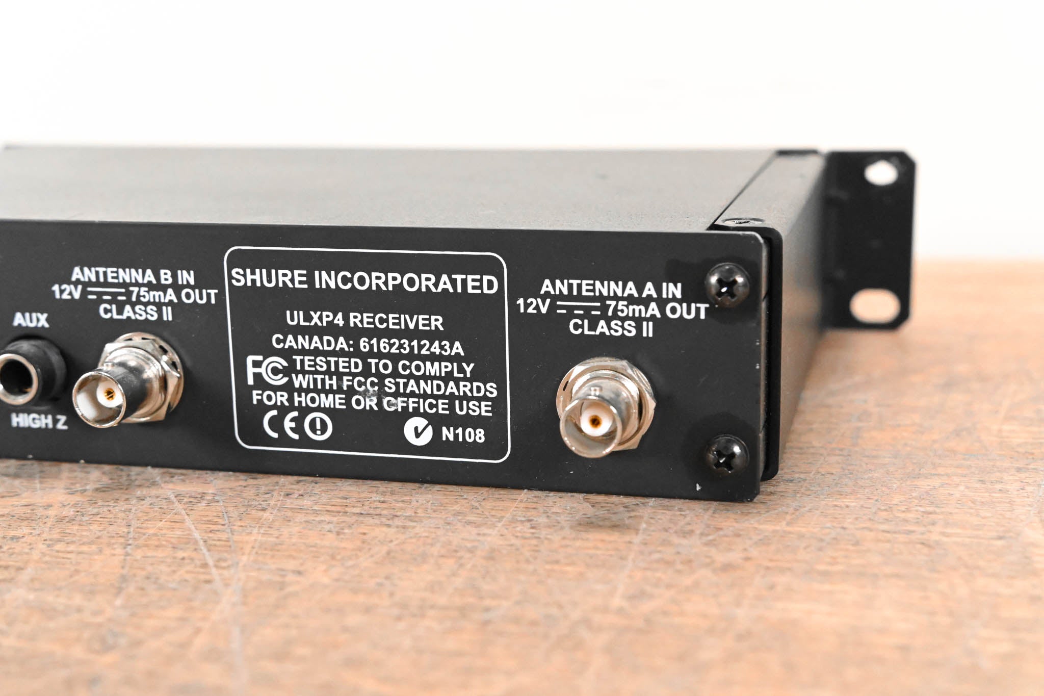 Shure ULXP4 Wireless Receiver - J1 Band: 554-590 MHz (NO POWER SUPPLY)