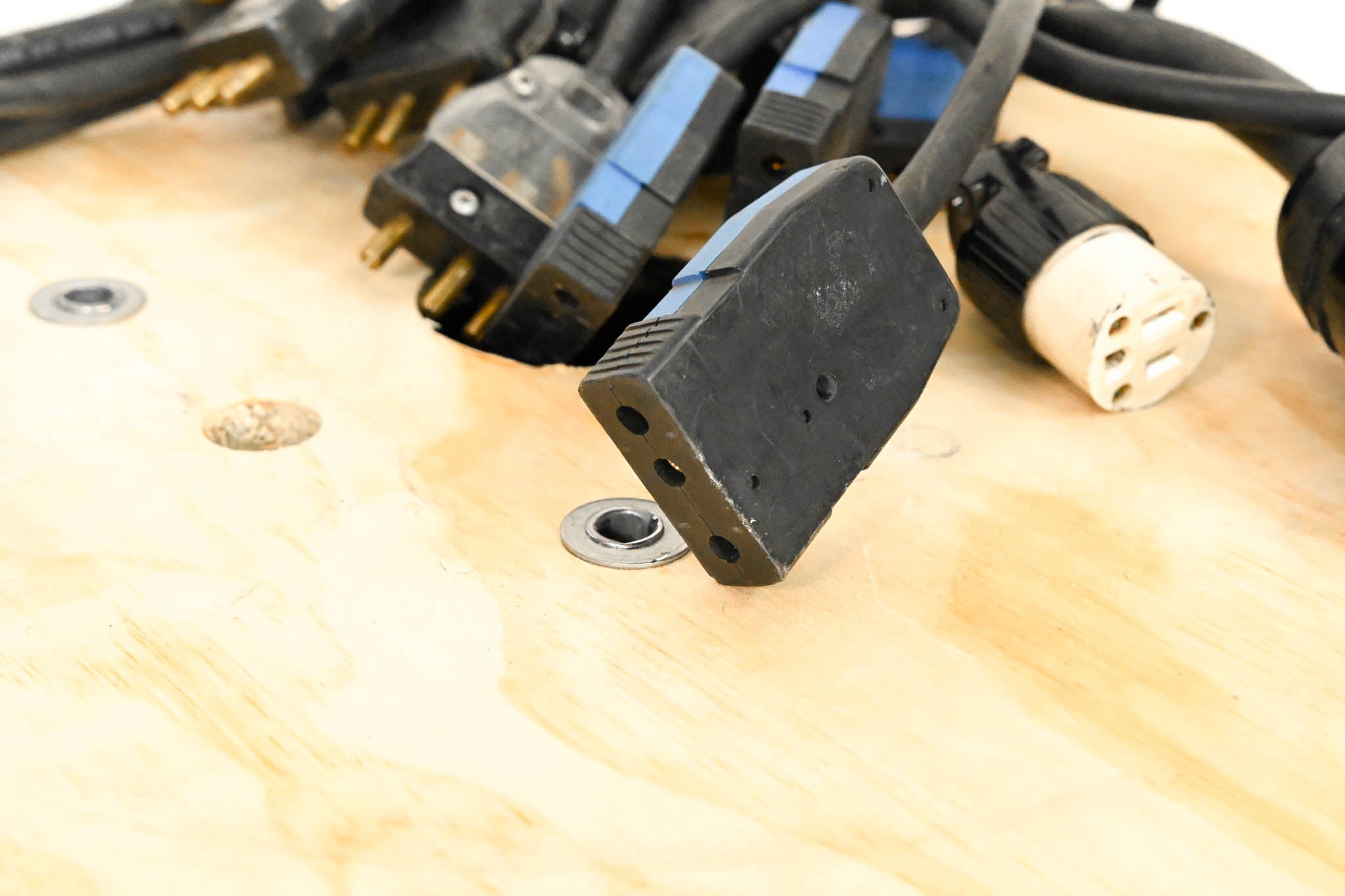 Socapex 19-Pin Connector to Stage Pin Loom 150' Cable
