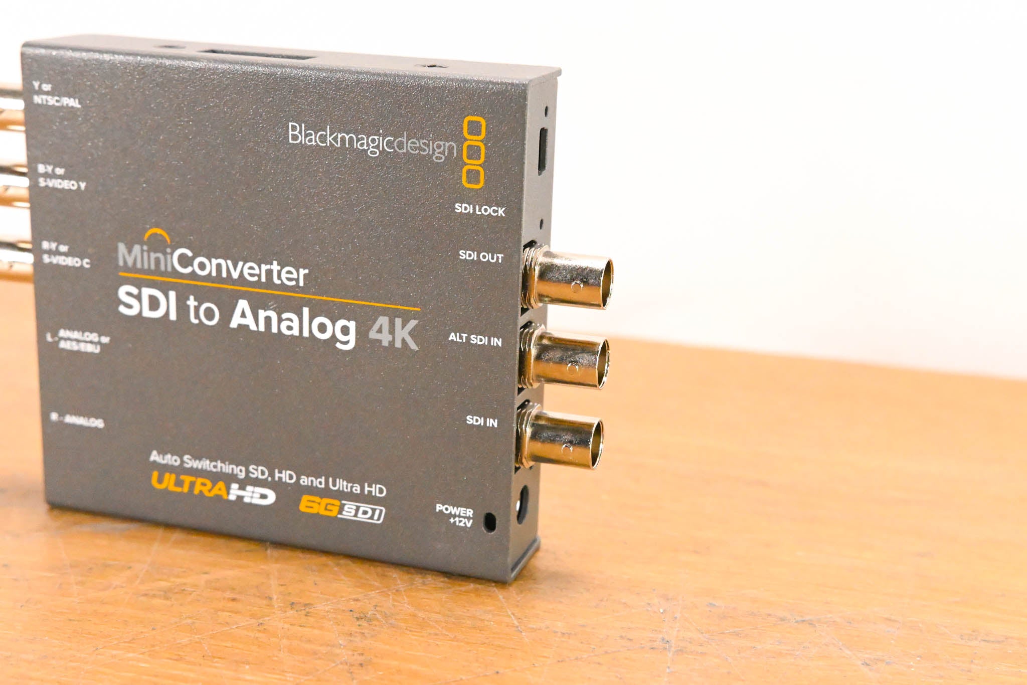 Blackmagic Design Mini Converter SDI to Analog 4K (NO POWER SUPPLY)