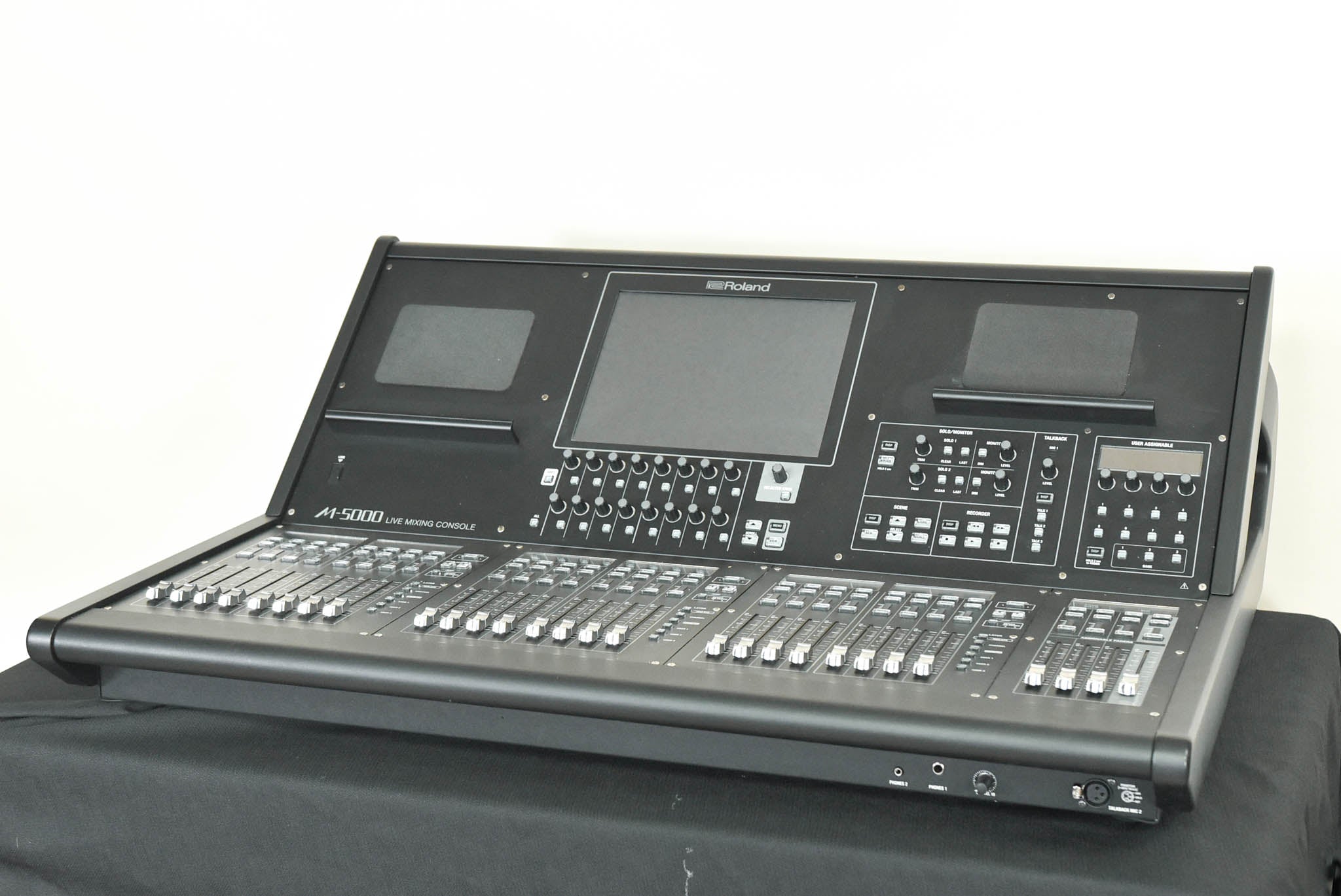 Roland M-5000 Live Mixing Console