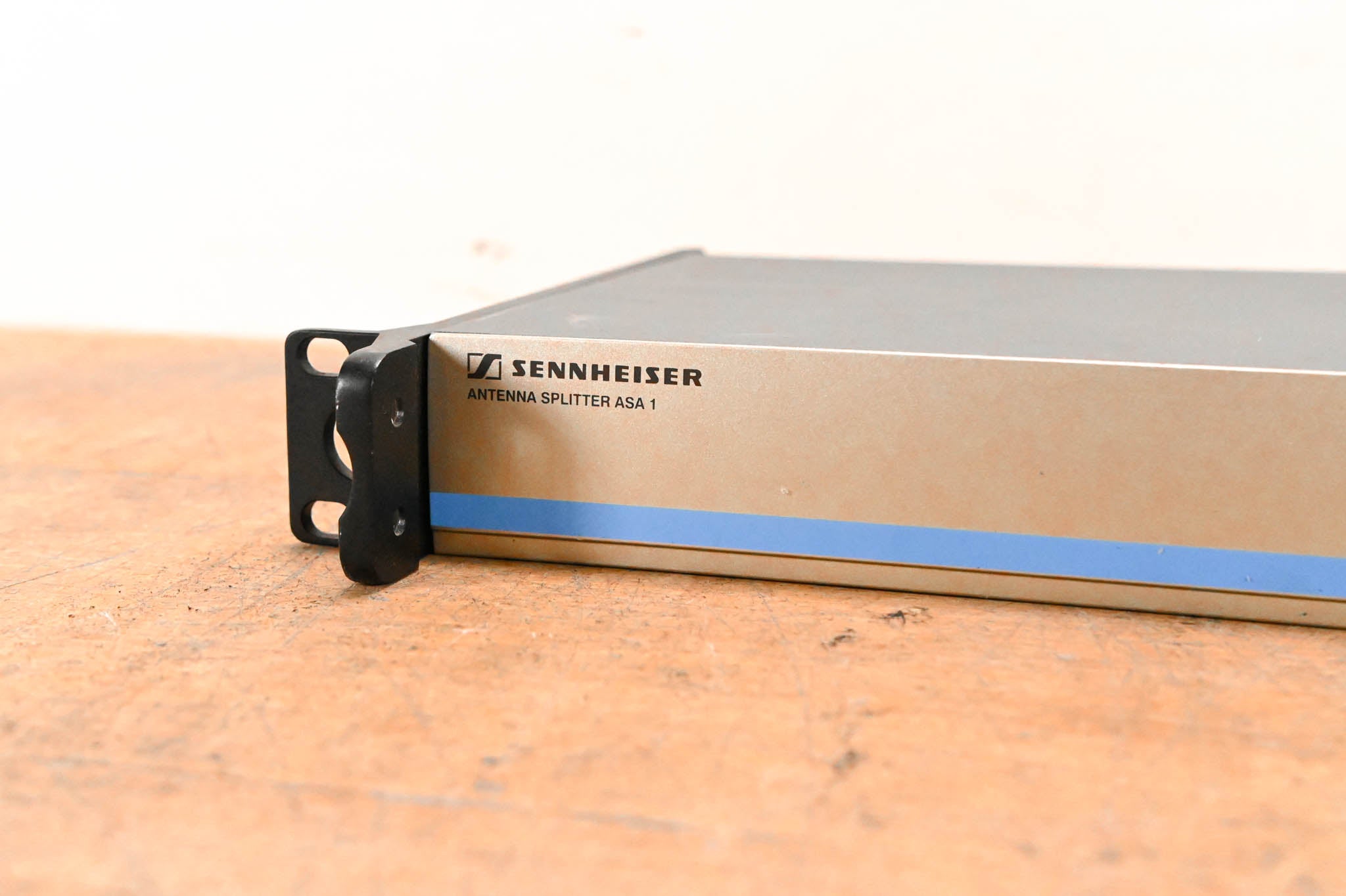 Sennheiser ASA 1 Active Antenna Splitter - 500-870 MHz (NO POWER SUPPLY)