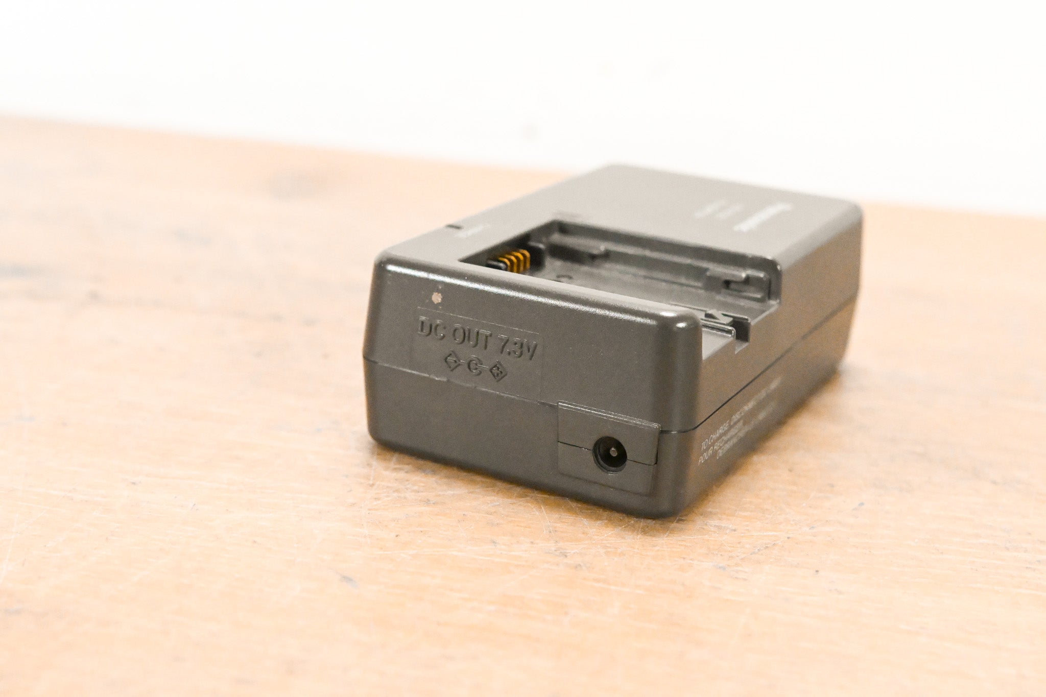 Panasonic VW-AD20 AC Adapter (NO POWER SUPPLY)