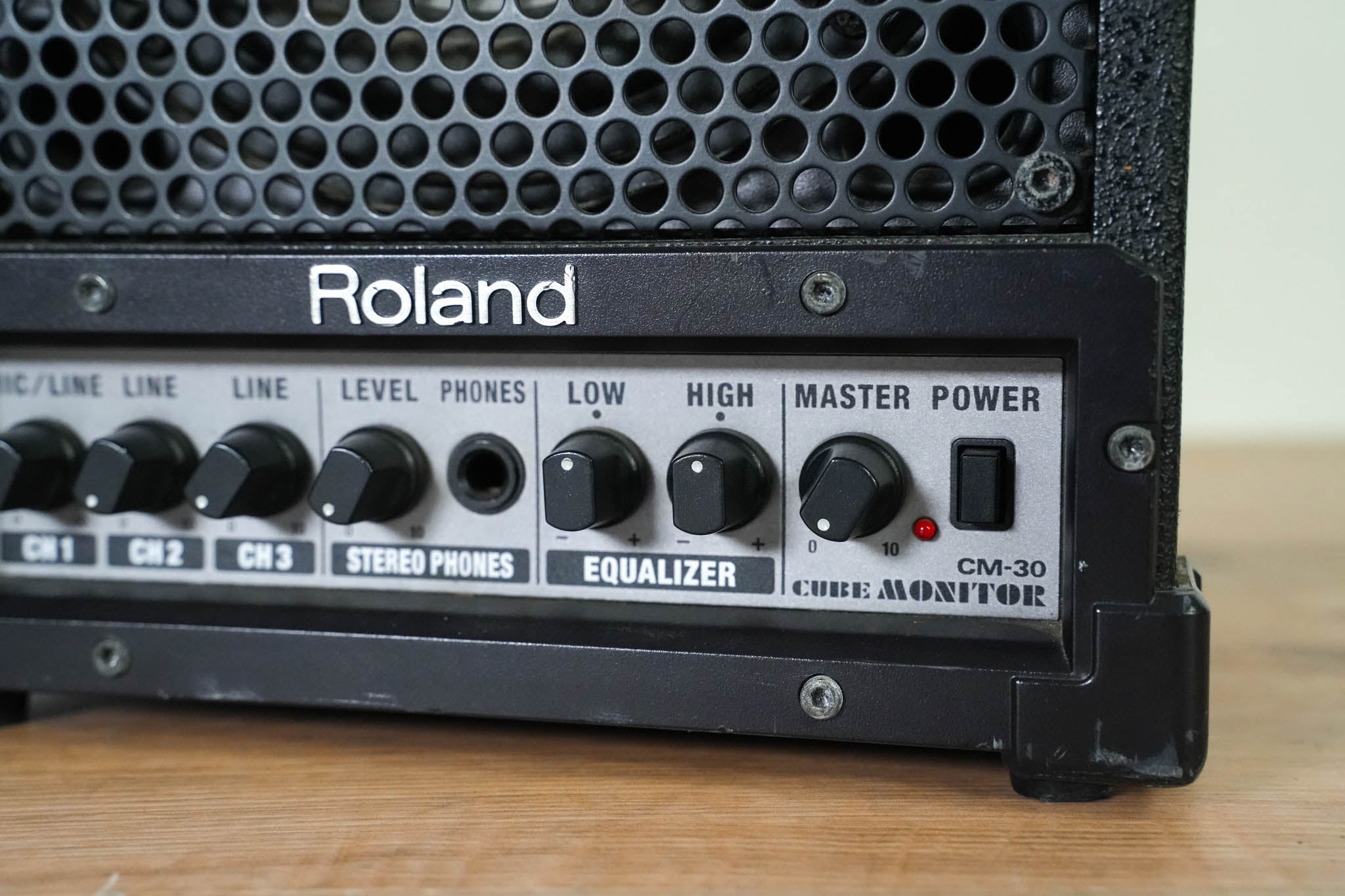 Roland CM-30 CUBE 6.5" Coaxial 2-Way Monitor