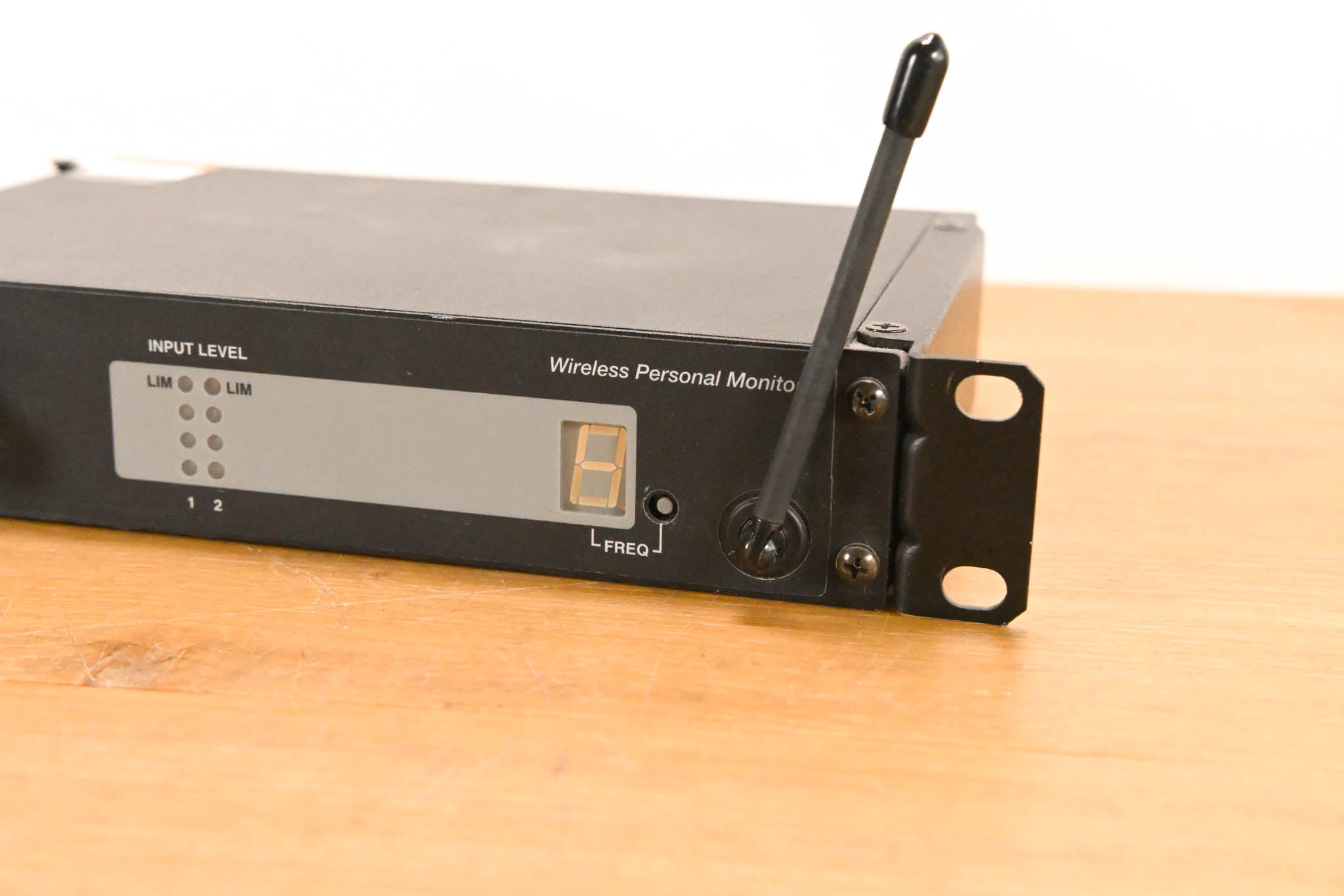 Shure PSM 400 In-Ear Monitoring System - 722-746 MHz (NO POWER SUPPLY)