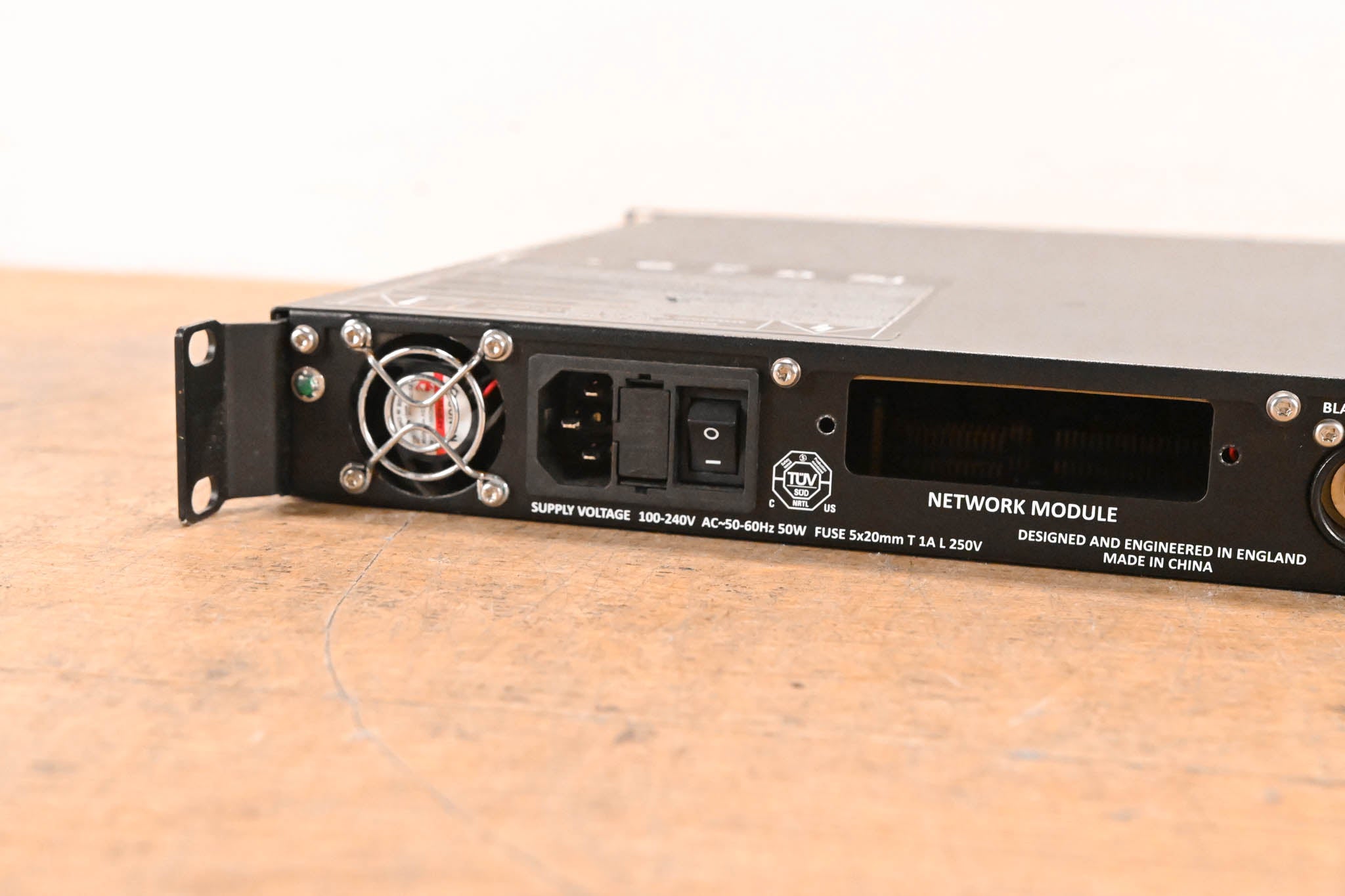 Klark Teknik DN9650 Digital Audio Network Bridge