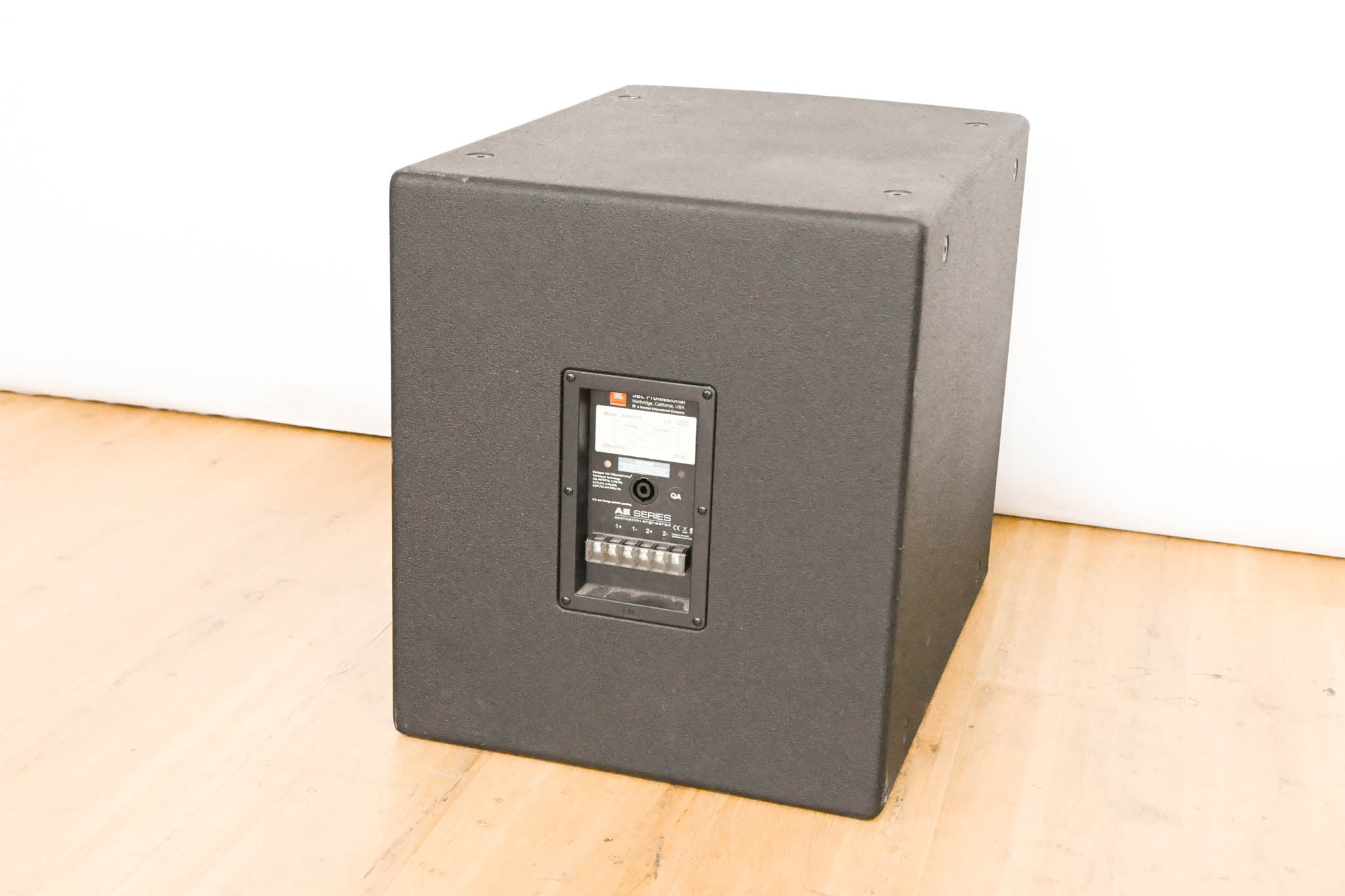 JBL ASB6115 Compact 15" High-Power Subwoofer