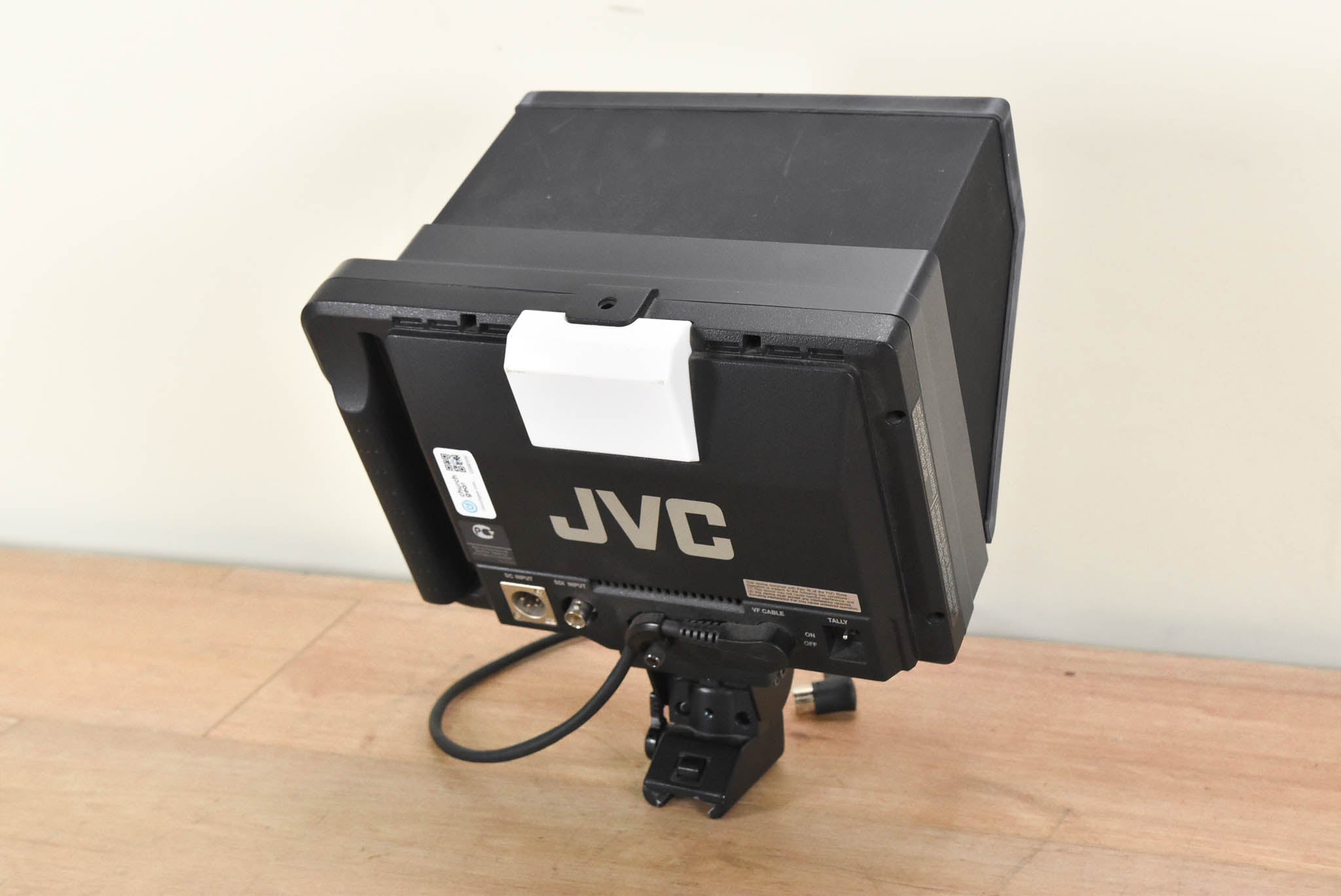 JVC VF-HP790G 8.4-in HD/SD Studio Viewfinder