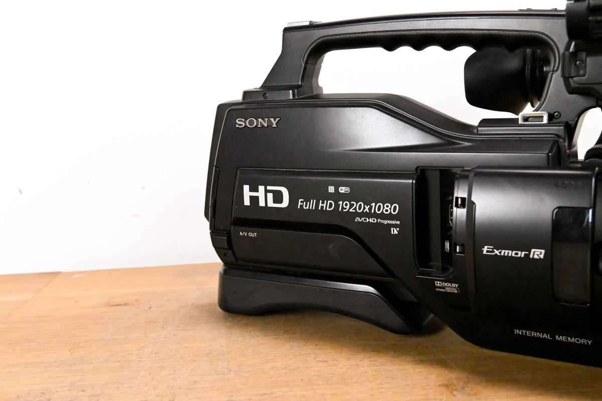 Sony HXR-MC2500 1/4-inch Exmor R CMOS Sensor HD / SD AVCHD Camcorder