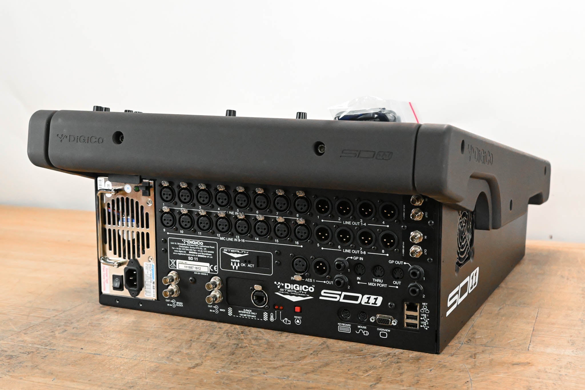 DiGiCo SD11 Digital Mixing Console w/ Waves Card + Stealth Core 2