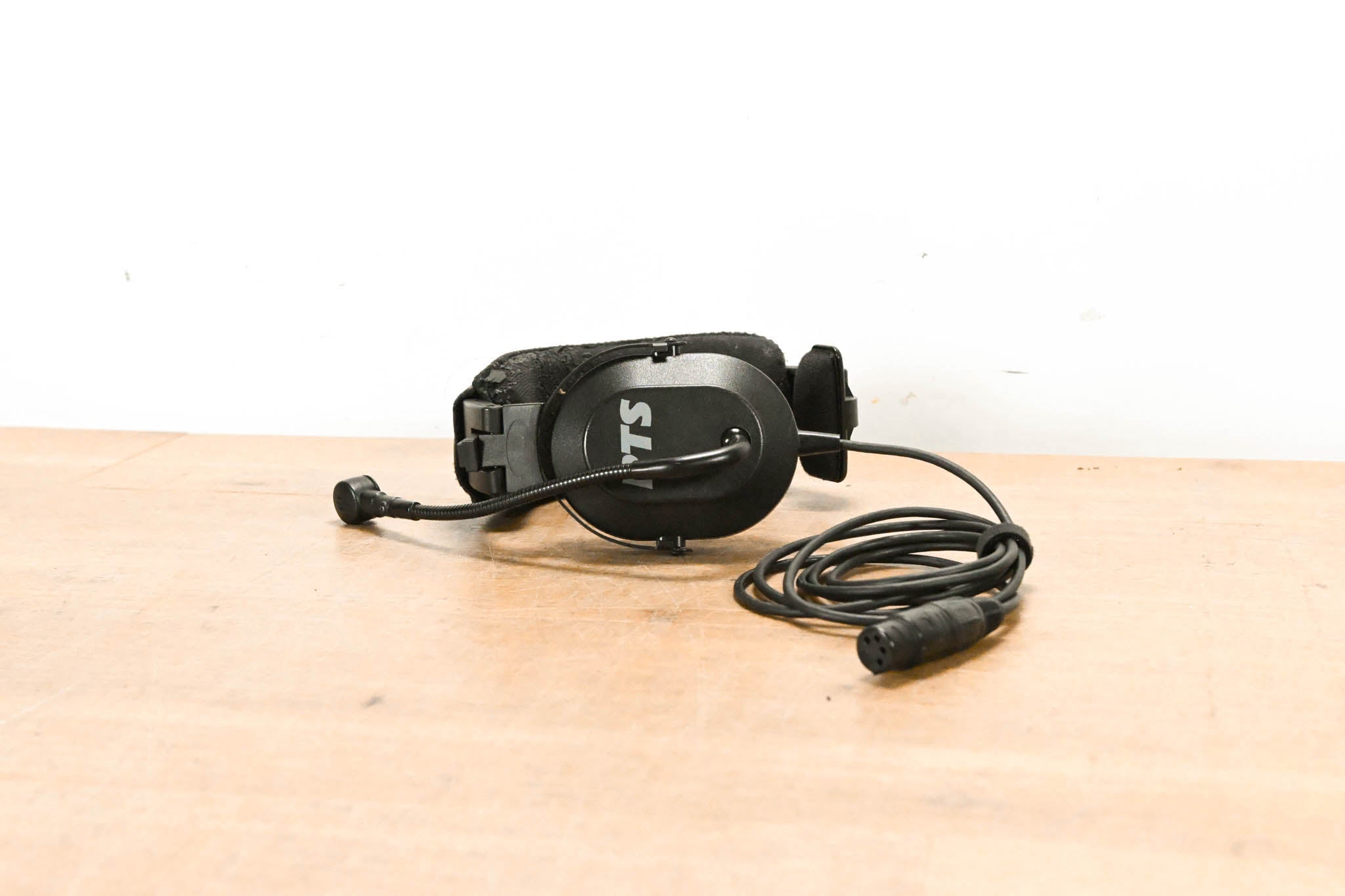 RTS HR-1 Single-Sided Headset with Flexible Dynamic Boom Mic