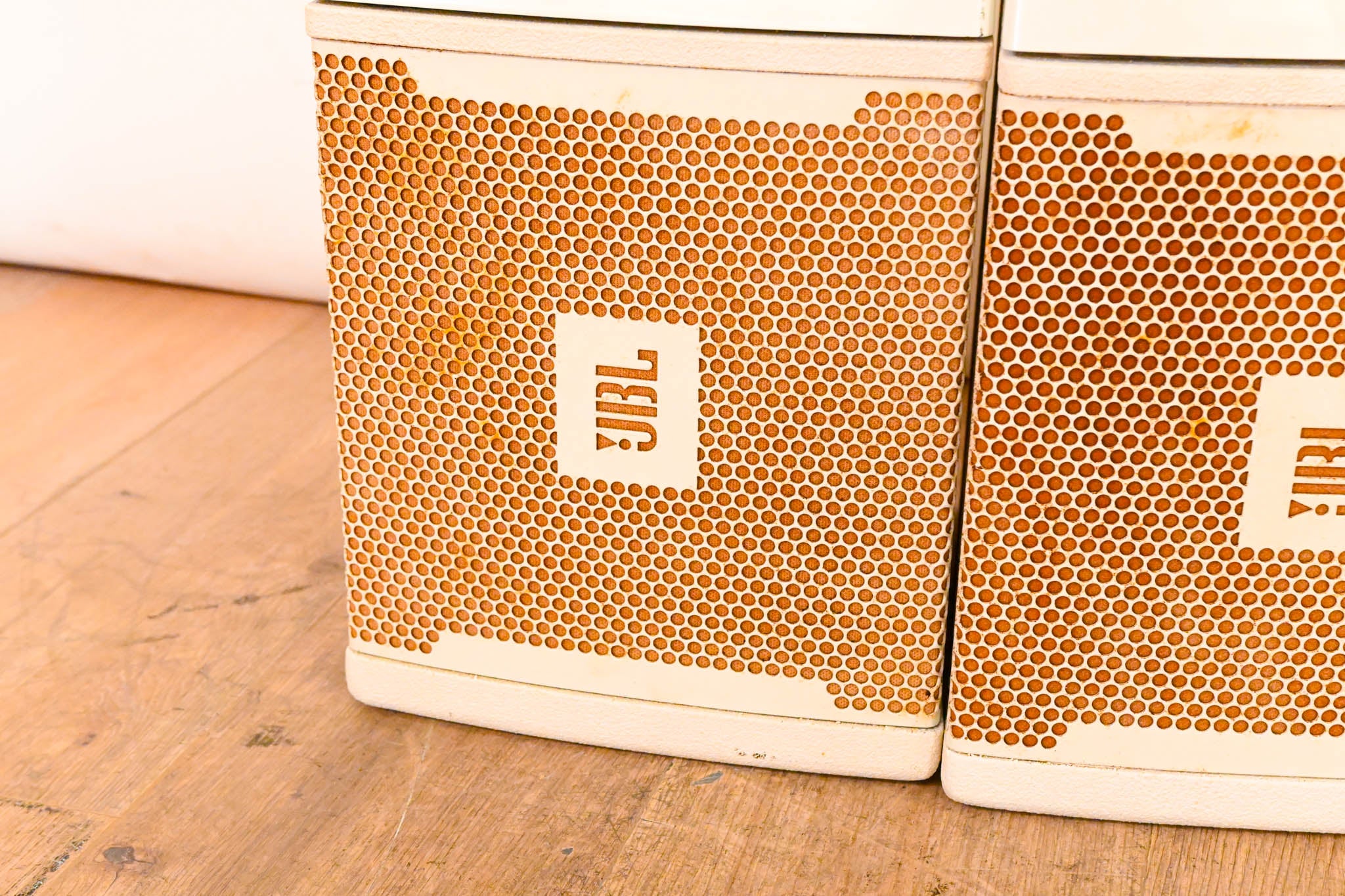 JBL VRX928LA-WH 8" Two-Way Line Array Loudspeaker System (PAIR)