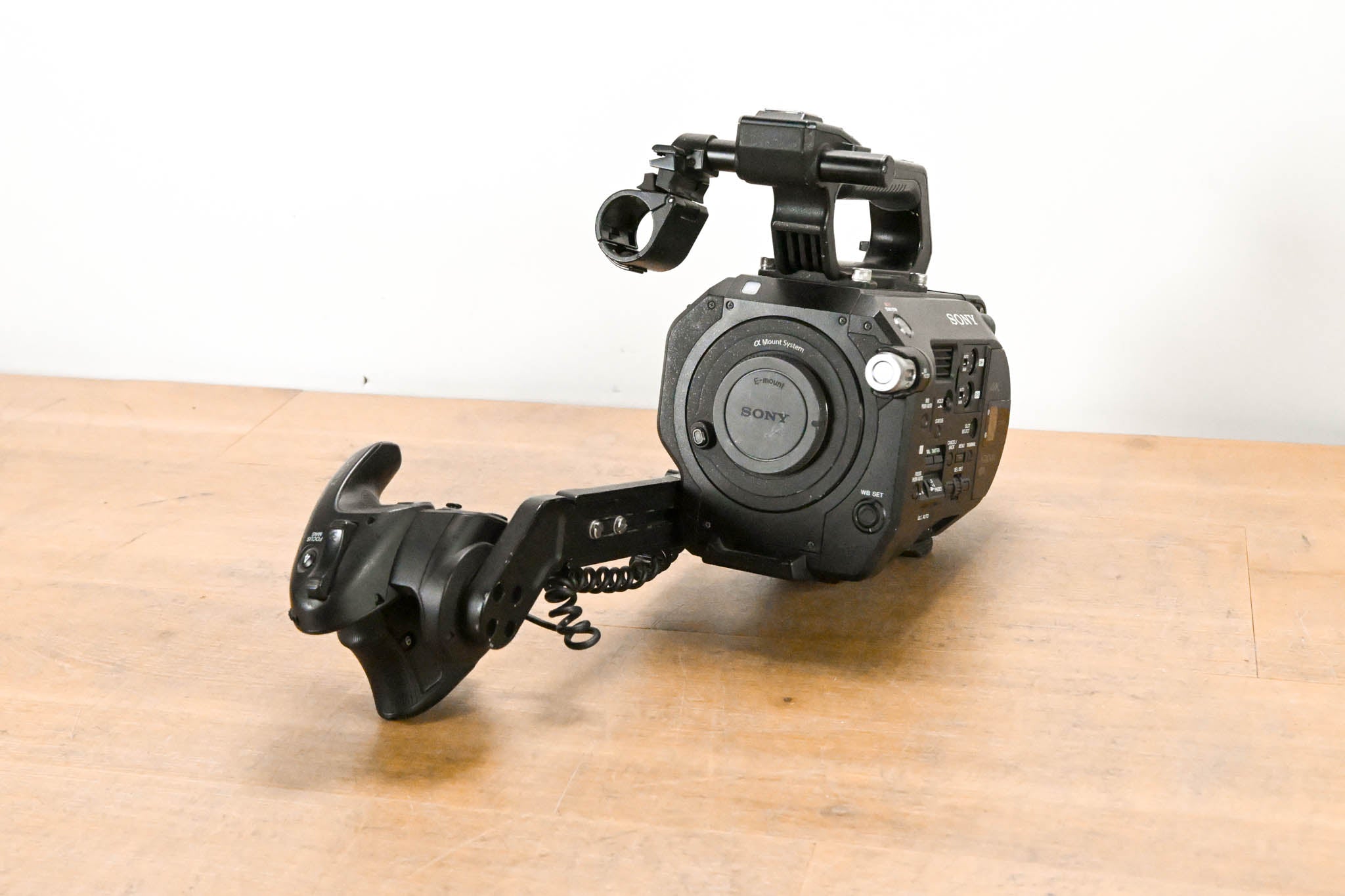 Sony PXW-FS7 XDCAM Super 35 Professional Camcorder
