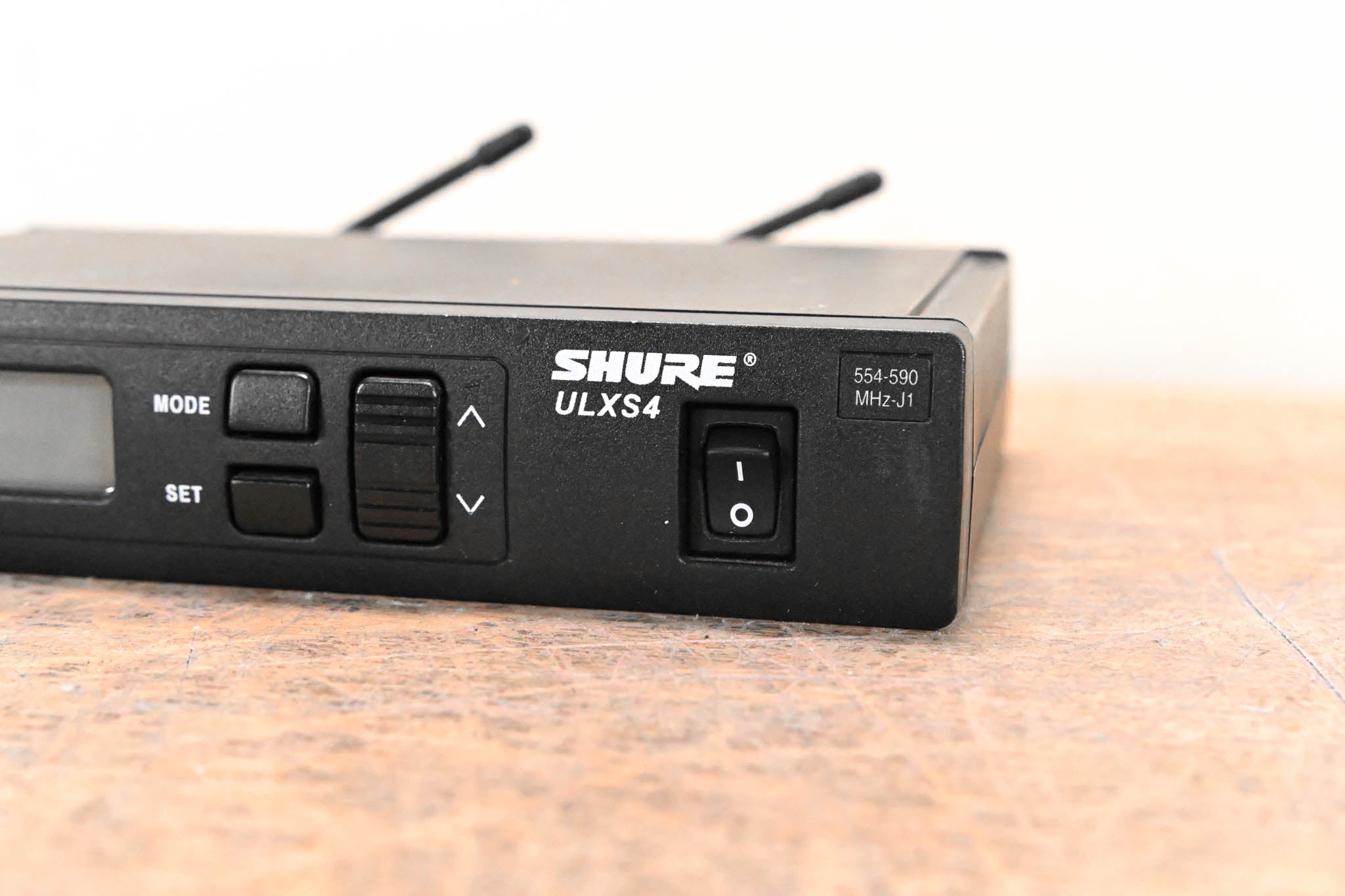 Shure ULXS4 Wireless Receiver - J1 Band: 554-590 MHz (NO POWER SUPPLY)