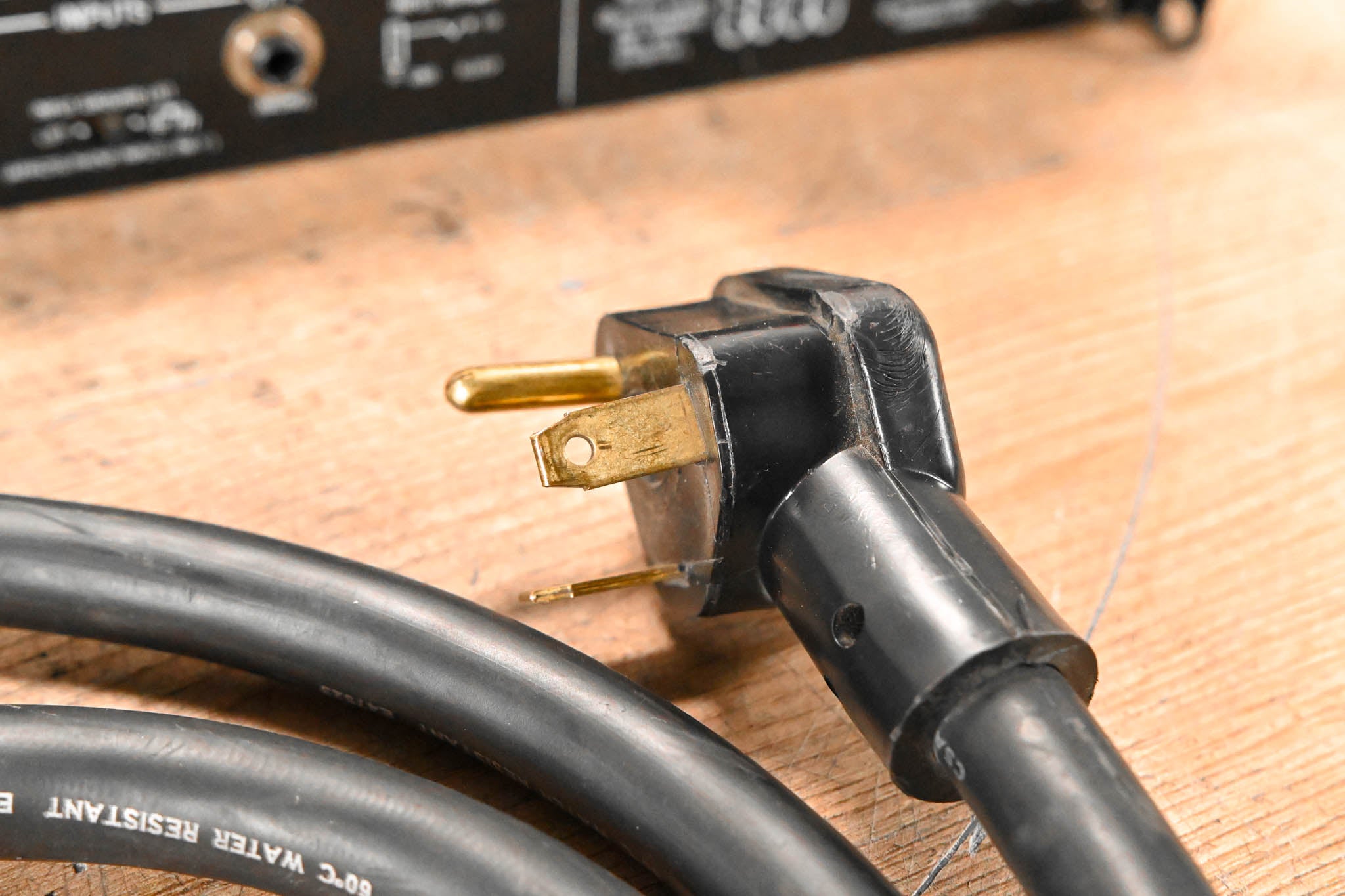 Crown Macro-Tech 3600VZ 2-Channel Power Amplifier