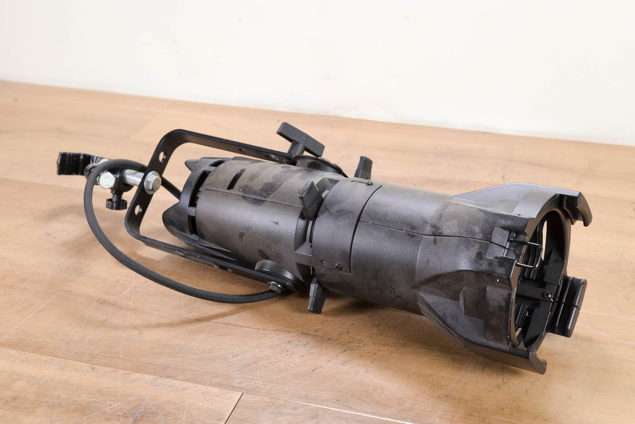 ETC Source Four Jr 26 Degree 575 Ellipsoidal Light