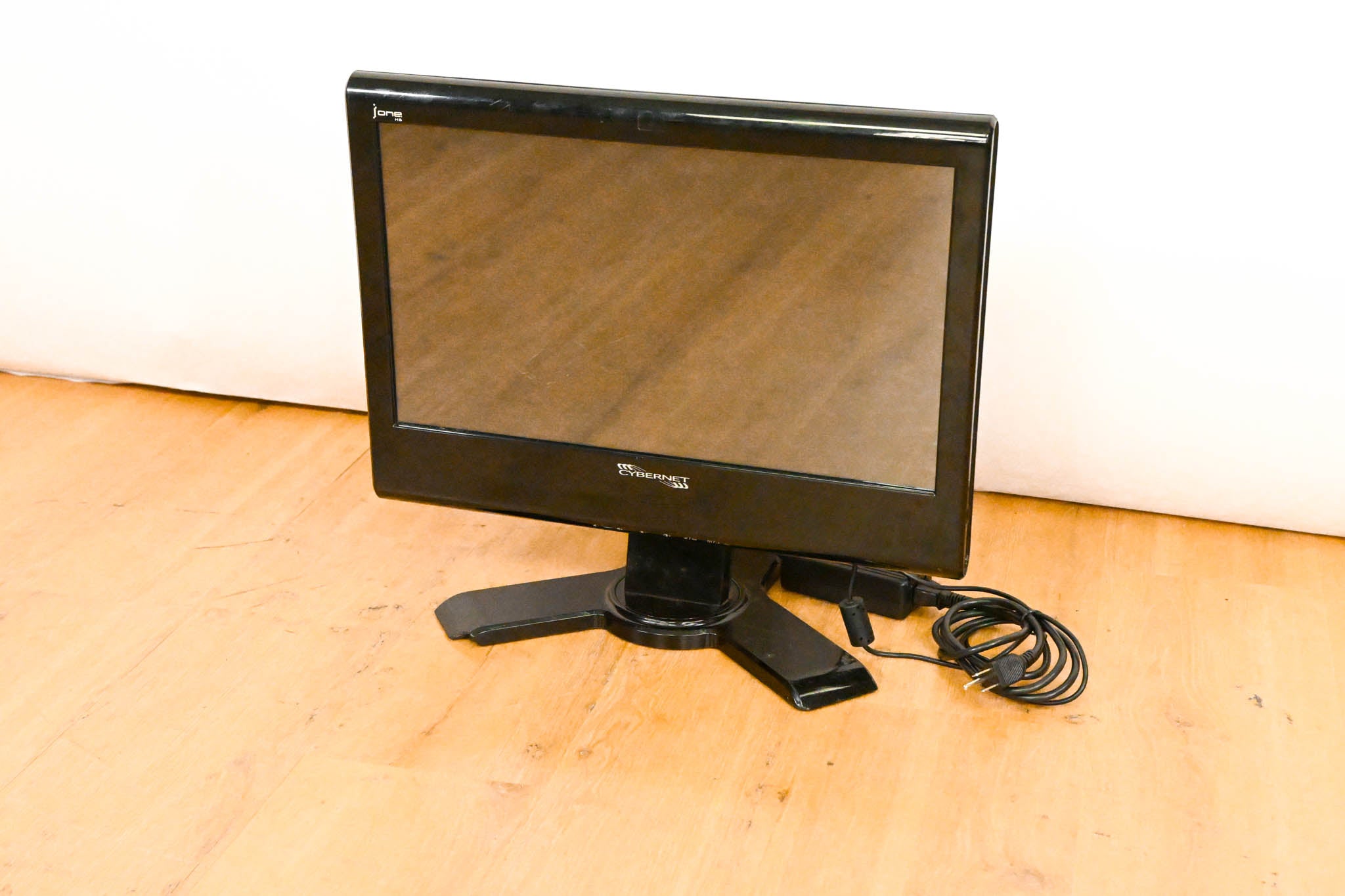 CyberNet iOne H6 20” Enterprise Grade All-in-One PC