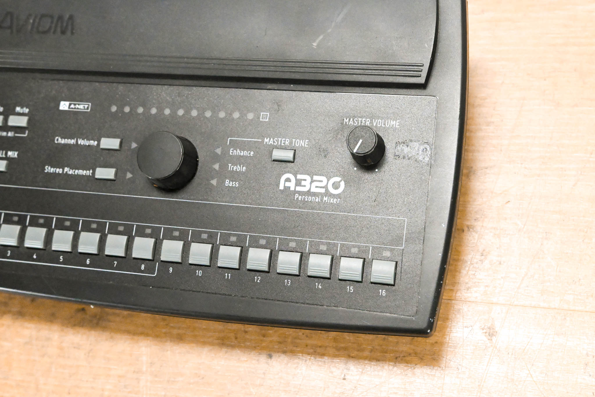 Aviom A320 16-Channel Personal Mixer