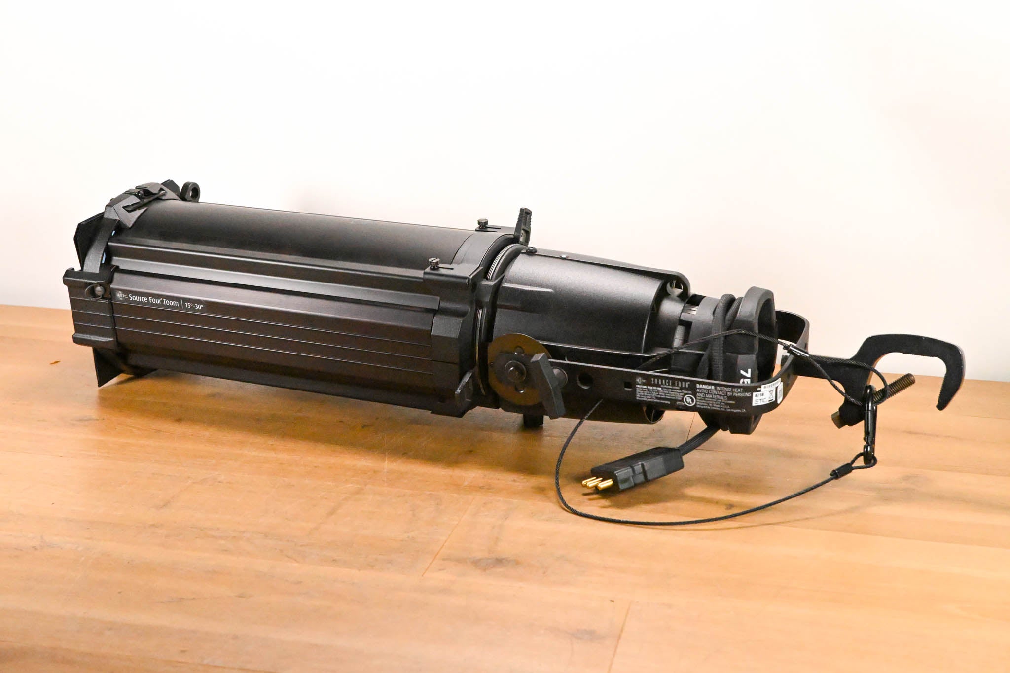 ETC Source Four Zoom 15-30 Degree 750 Ellipsoidal Light