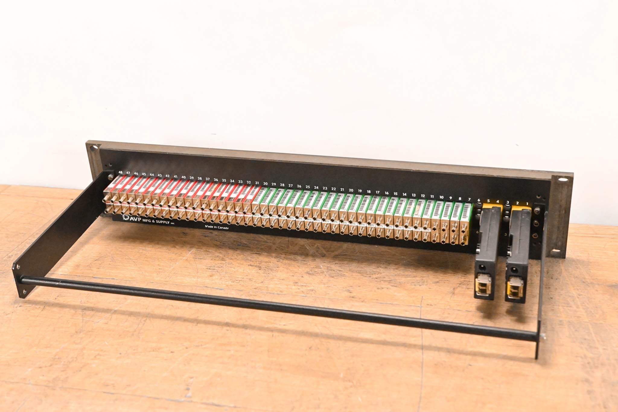 AVP 2RU 96-Point TT Bantam Patchbay w/ KMN75 & KM75 Modules