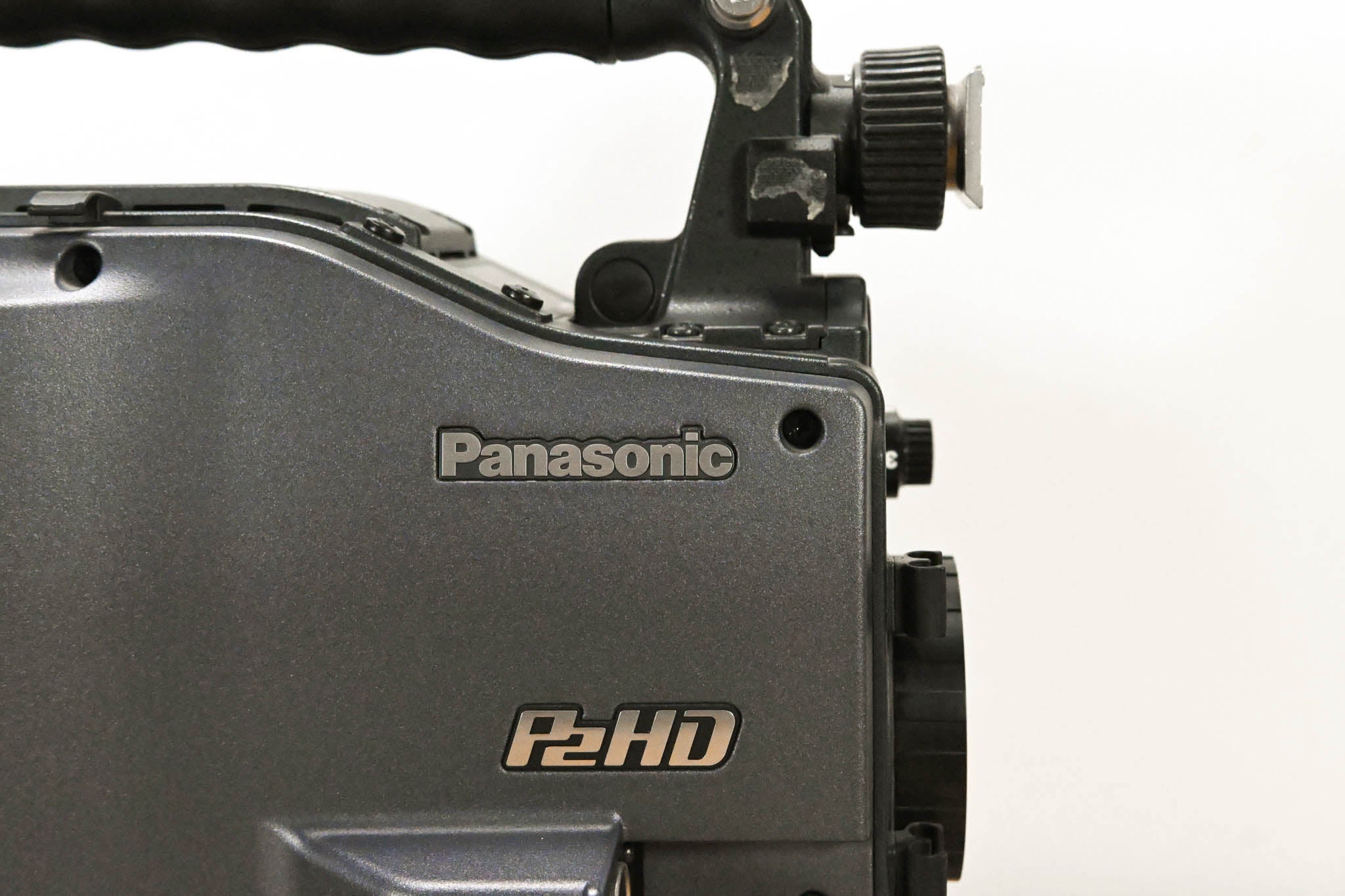 Panasonic AG-HPX500P 2/3" Shoulder-Mounted P2HD Camcorder