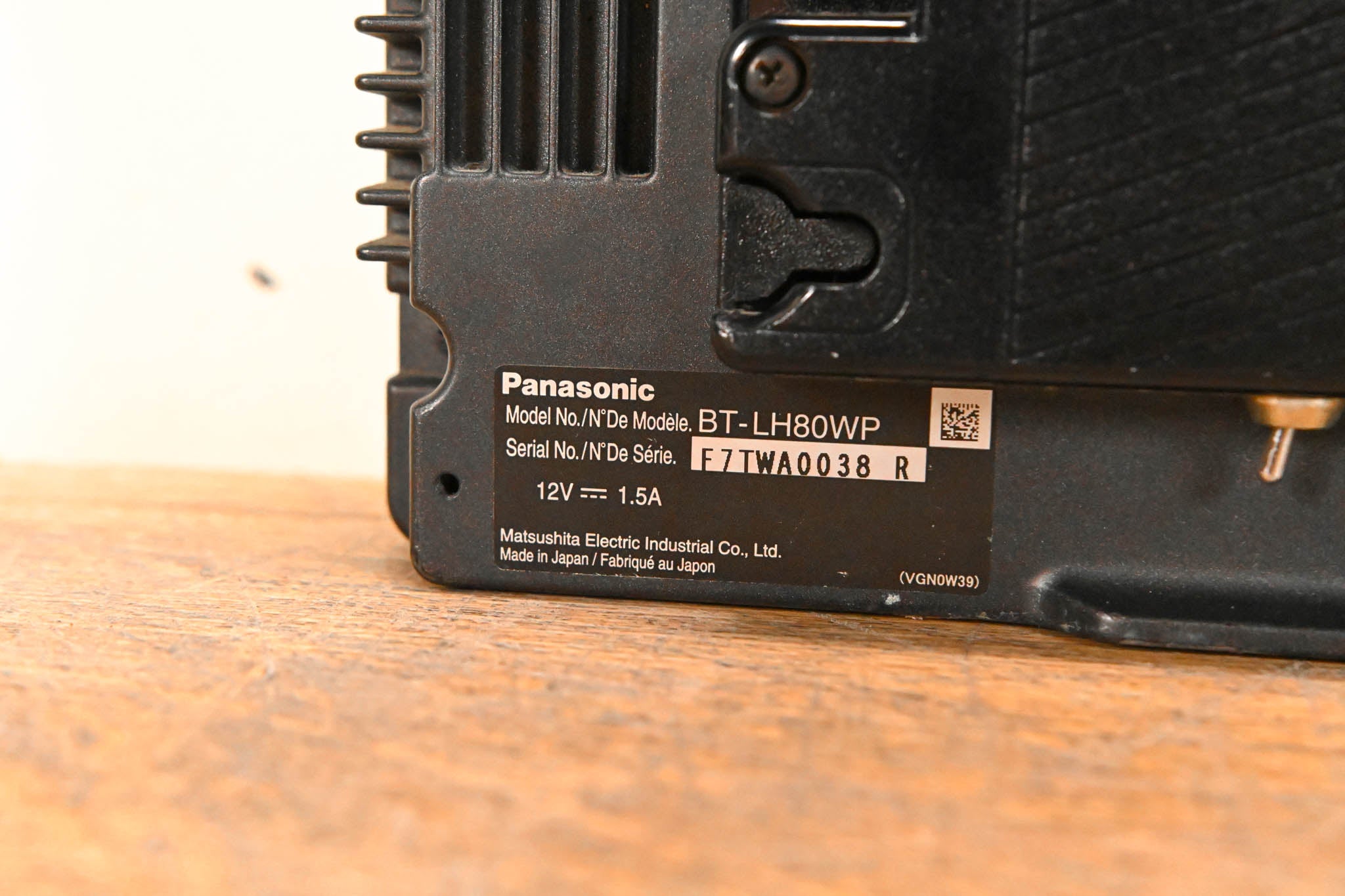 Panasonic BT-LH80WP 7.9" Multi-Format Color LCD (NO POWER SUPPLY)