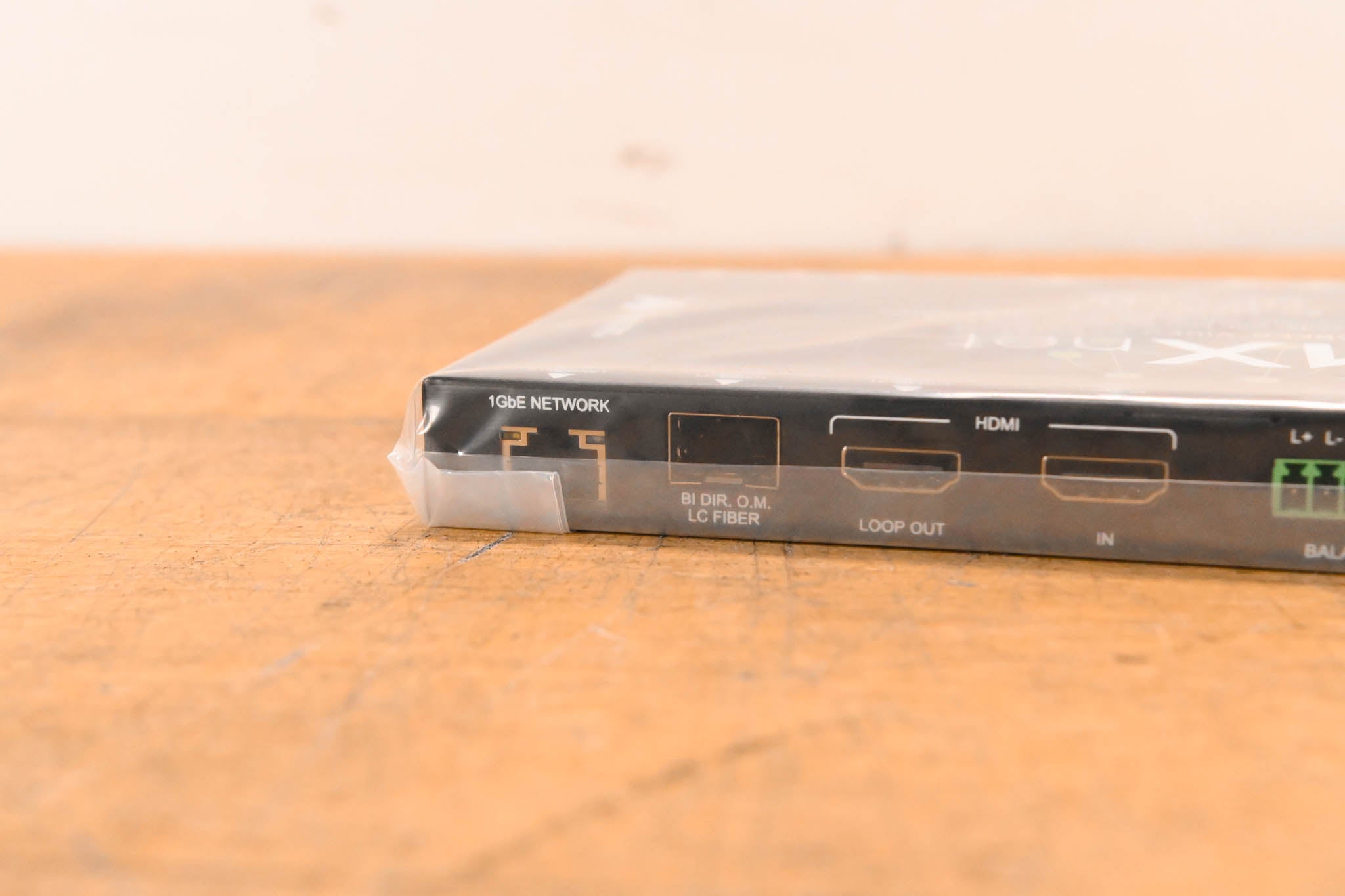 AVPro Edge AC-MXNET-1G-E Encoder/Transmitting IP Device