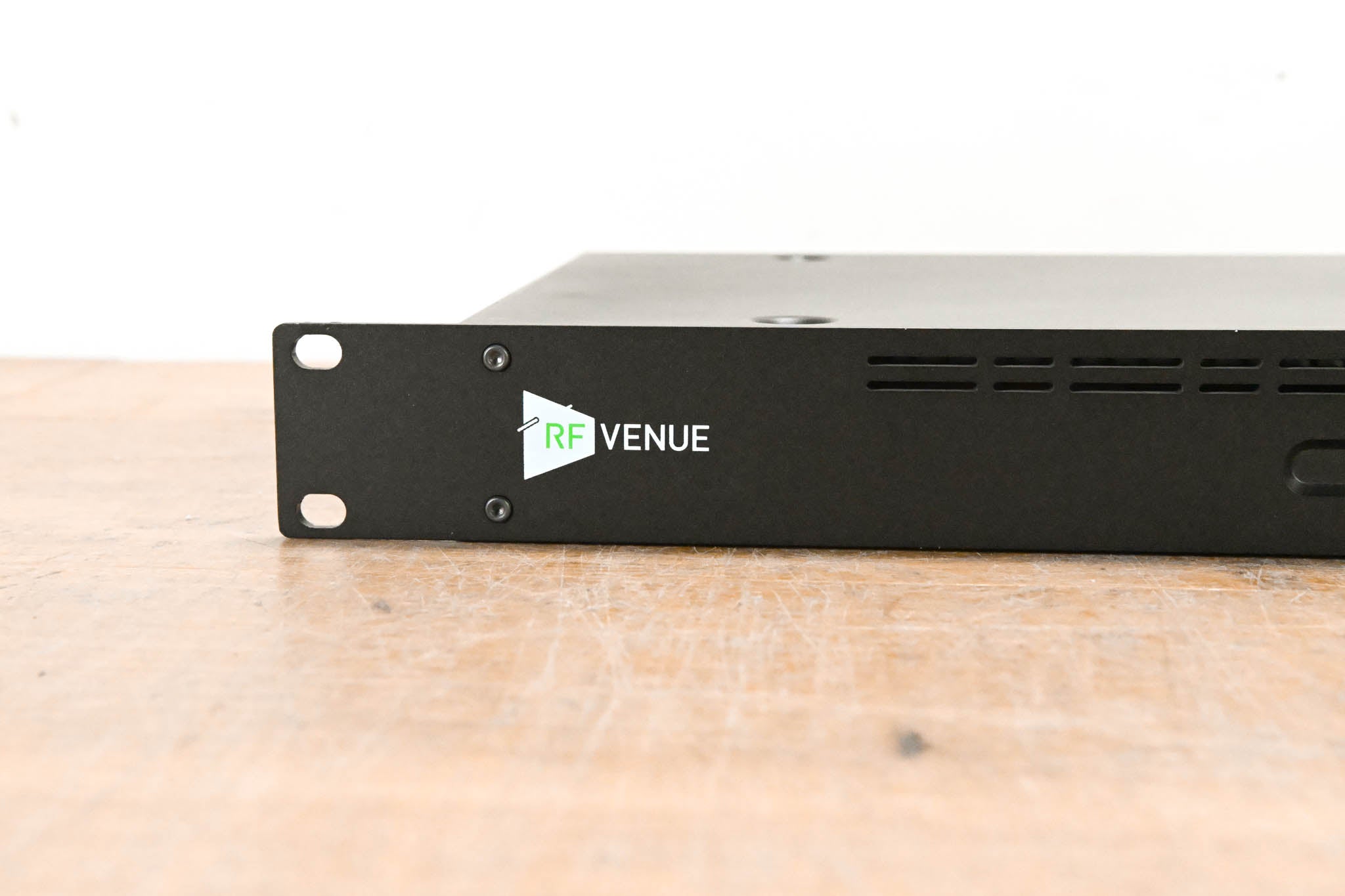 RF Venue COMBINE4 4-Channel UHF IEM Transmitter Antenna Combiner