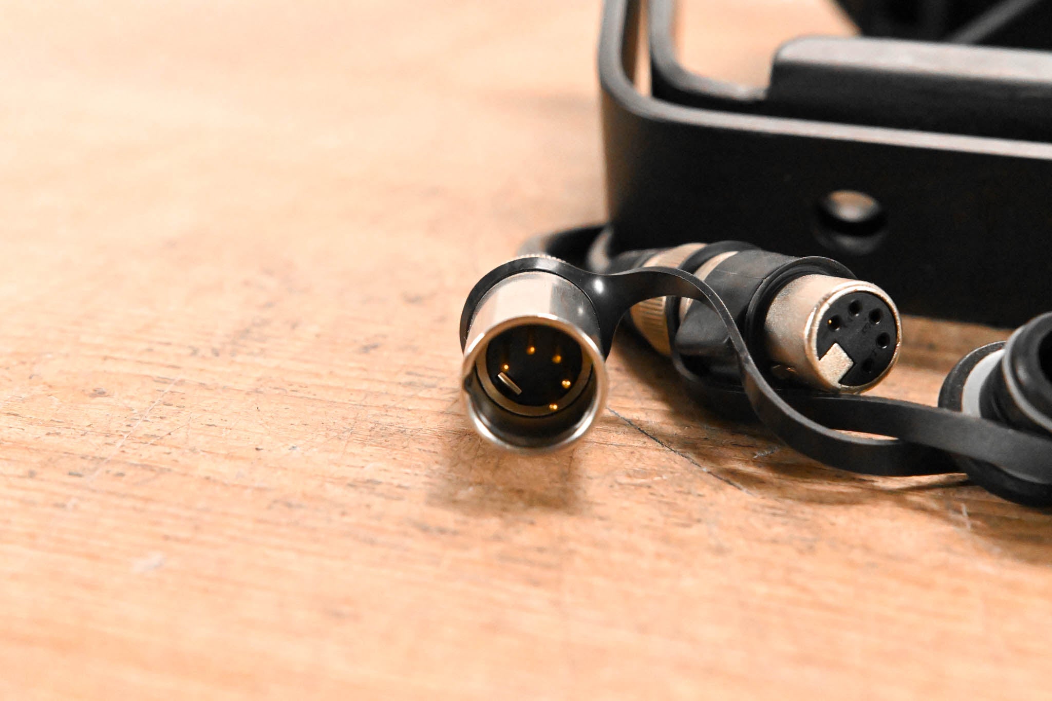 Elation Fuze Par Z120 IP 120W RGBW LED Par with Zoom (NO POWER SUPPLY)