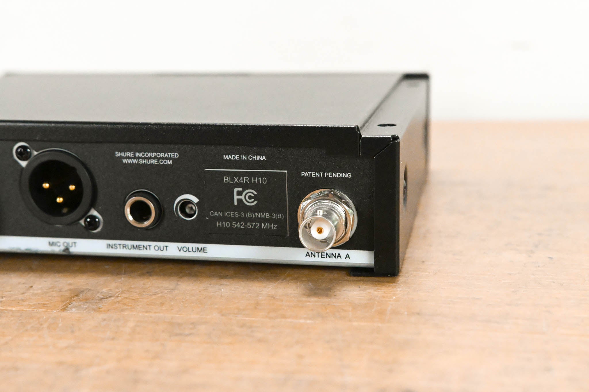 Shure BLX24R/B58 Handheld Wireless System - H10 Band (NO POWER SUPPLY)
