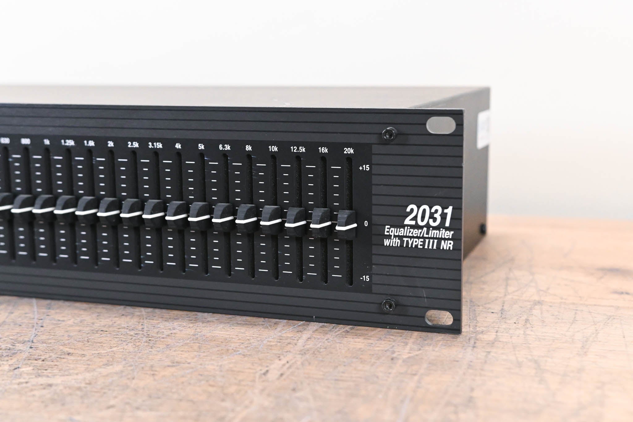 dbx 2031 Single-Channel 31-Band Graphic Equalizer/Limiter