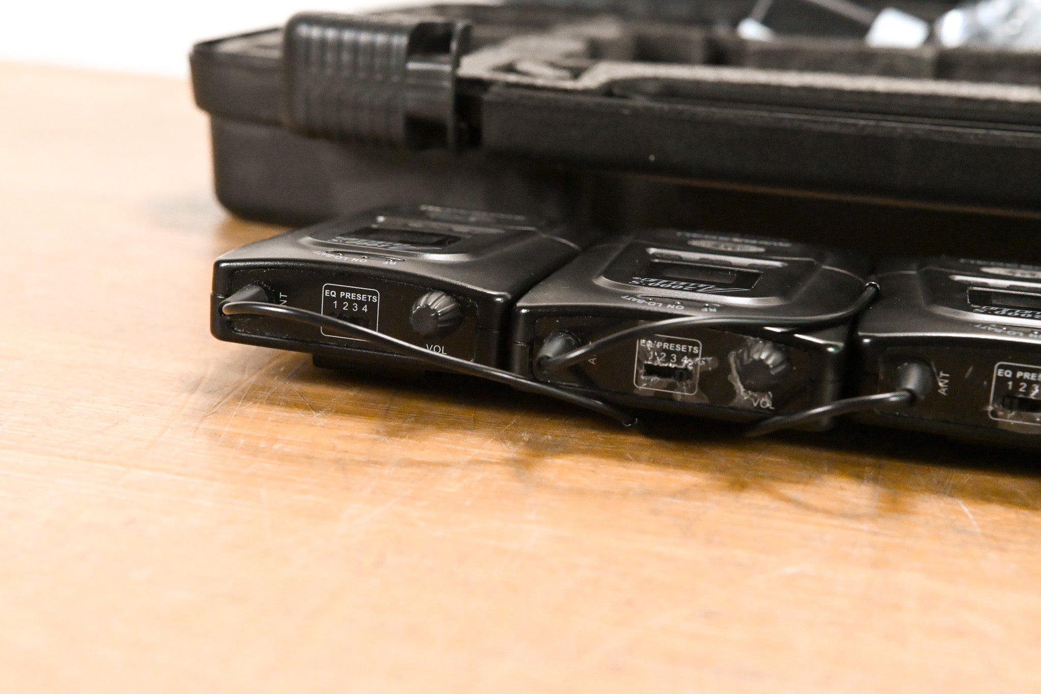 Audio2000's AWM630AU IEM System w/ four Bodypack Receivers: 573-597.8MHz