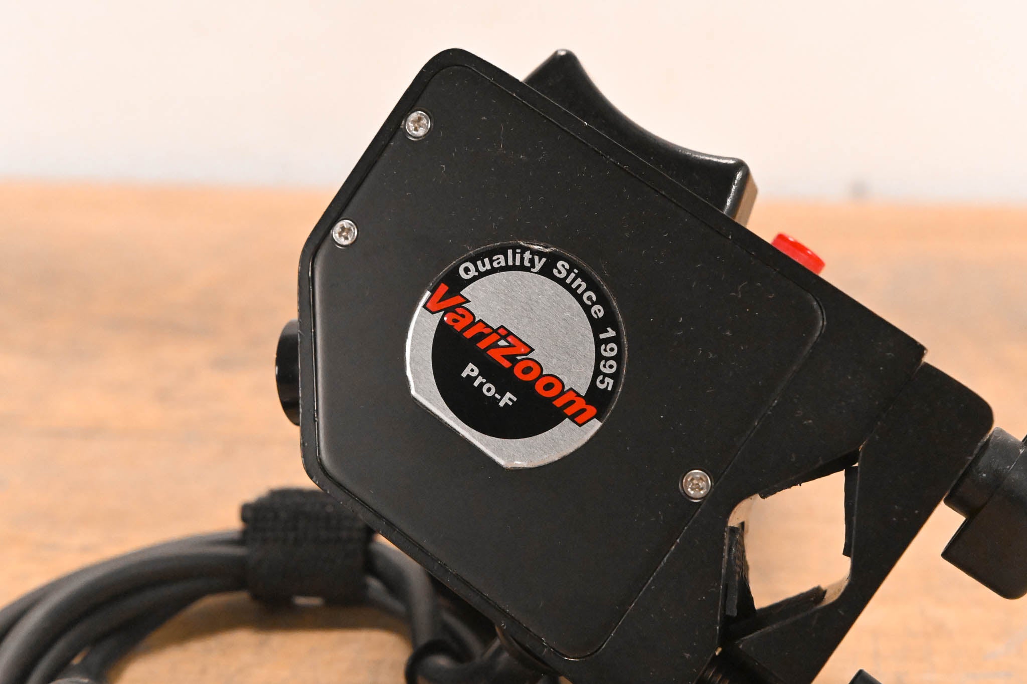 VariZoom VZ-PRO-F 8-pin Fujinon Zoom Control