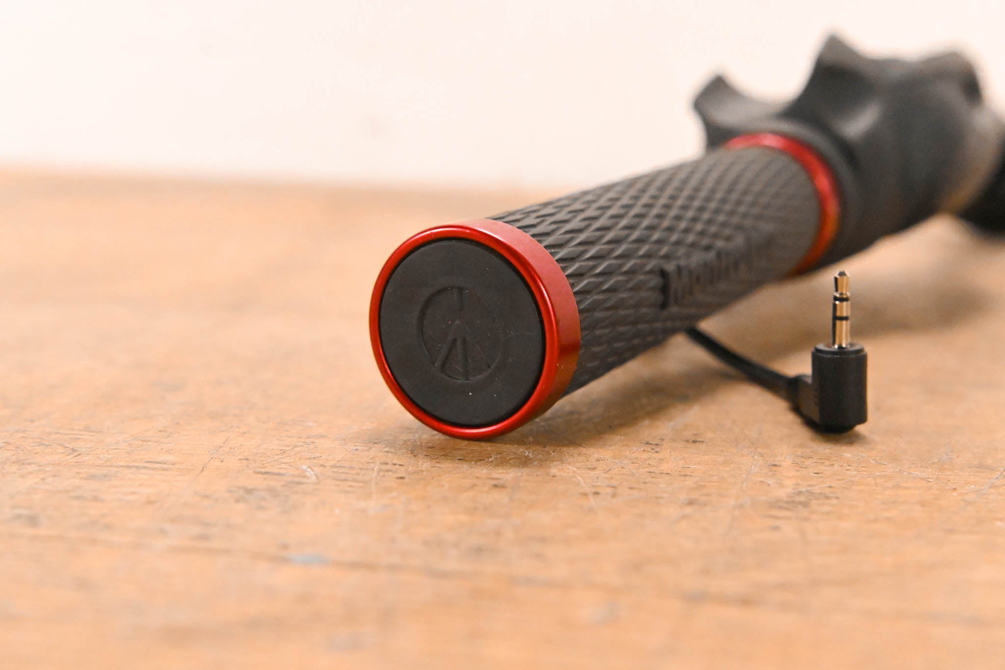 Manfrotto MVR901EPLA Pan-Bar Remote Control for Cameras with LANC