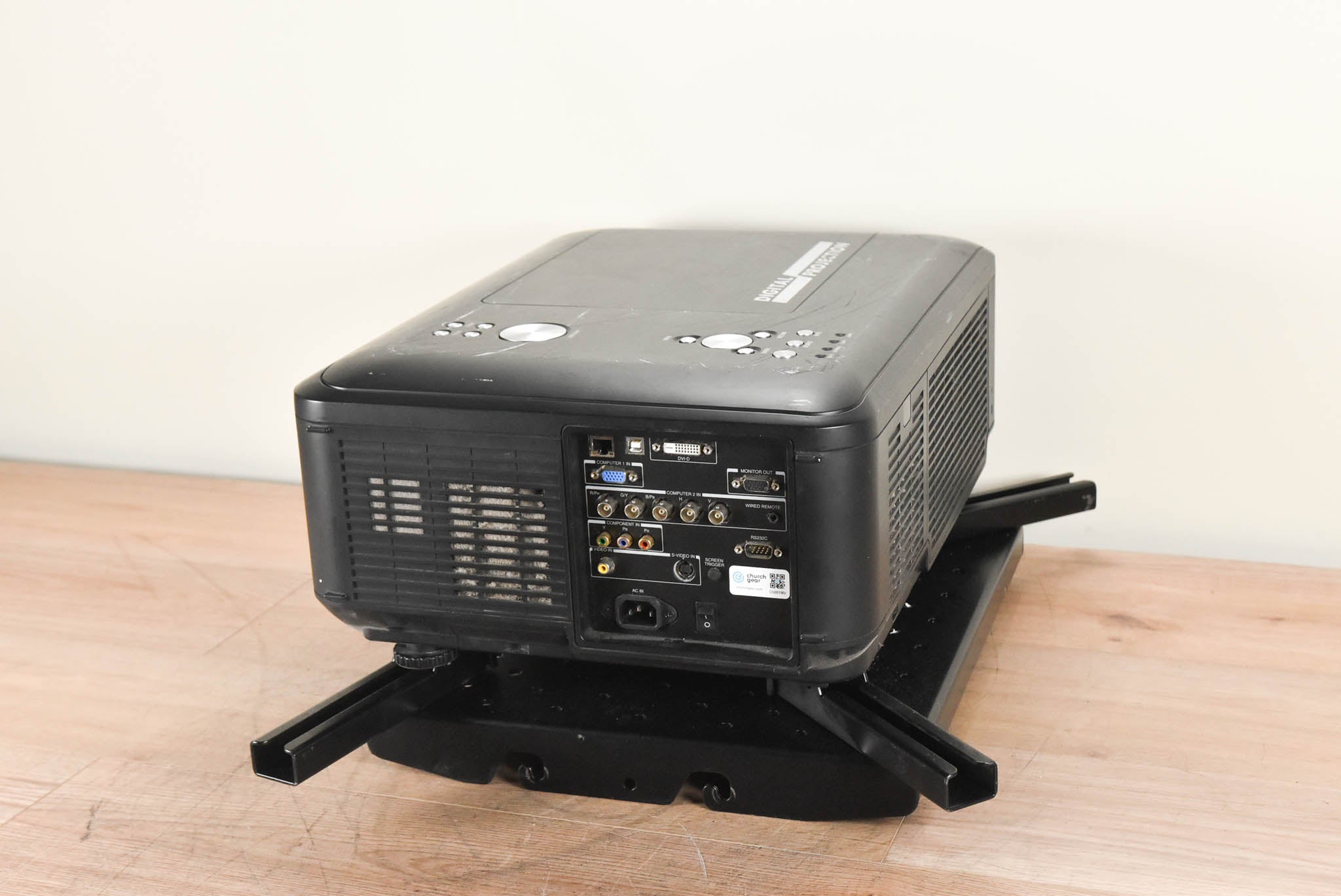 Digital Projection E-Vision WXGA-6500 WXGA Large Venue Projector