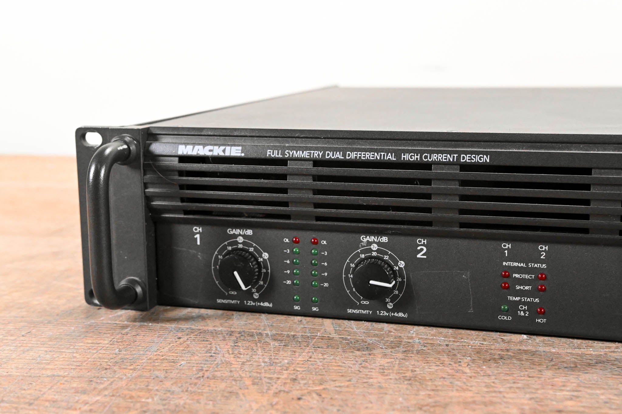 Mackie M-1200 FR Series 2-Channel Power Amplifier