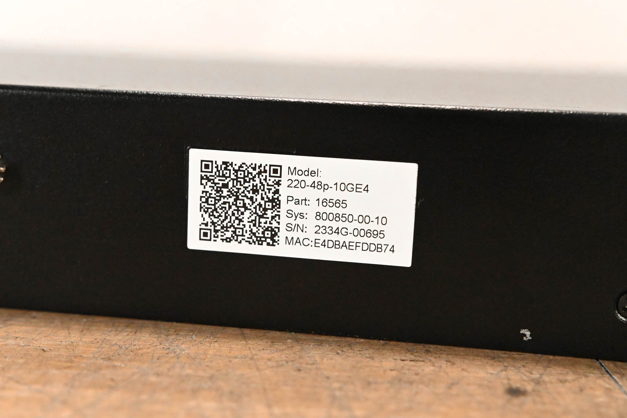 Extreme Networks 220-48P-10GE4 ExtremeSwitching 220 48-Port Switch