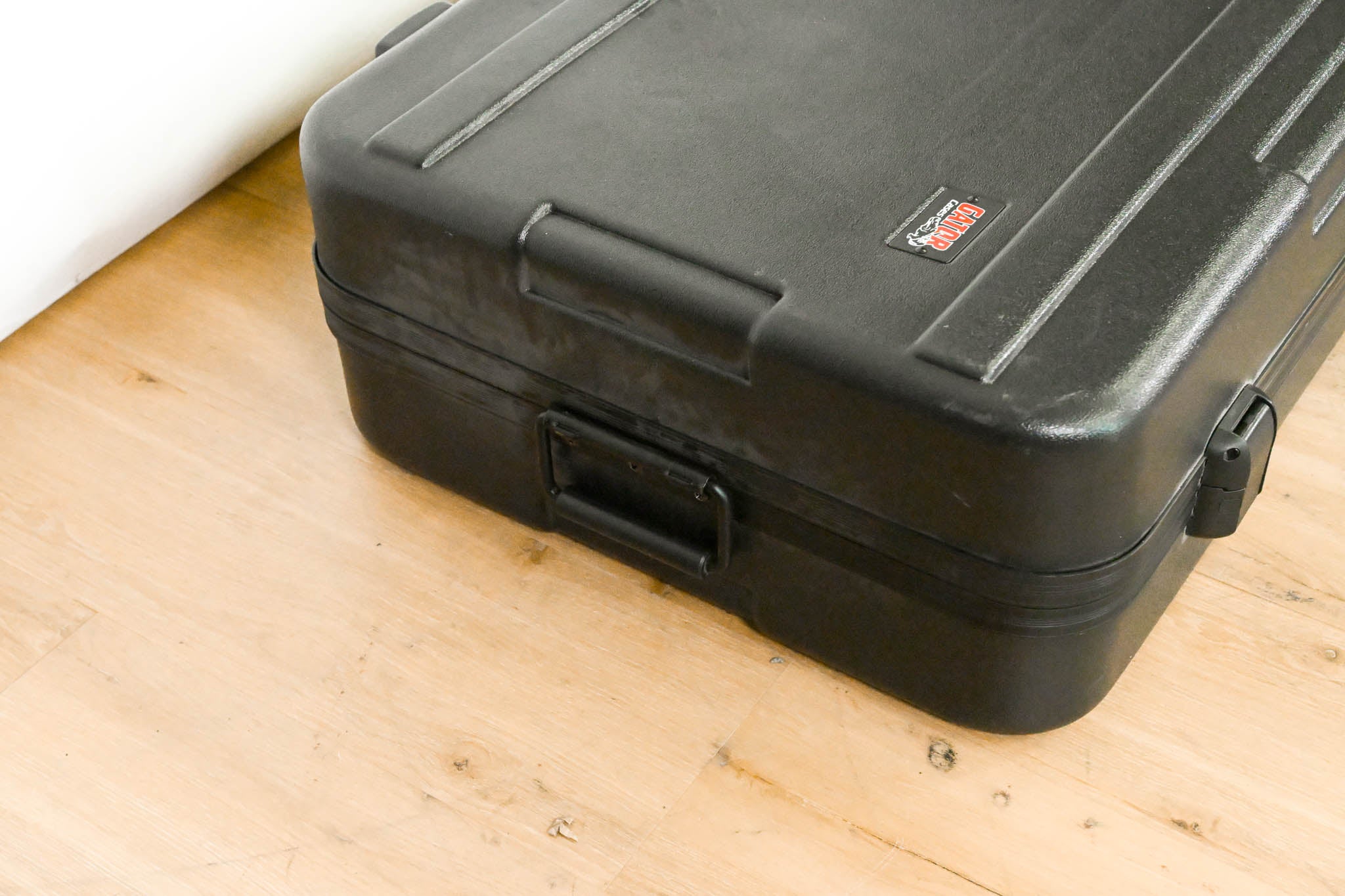 Gator Cases GTSA-KEY88 TSA ATA Molded 88-Note Keyboard Case w/ Wheels
